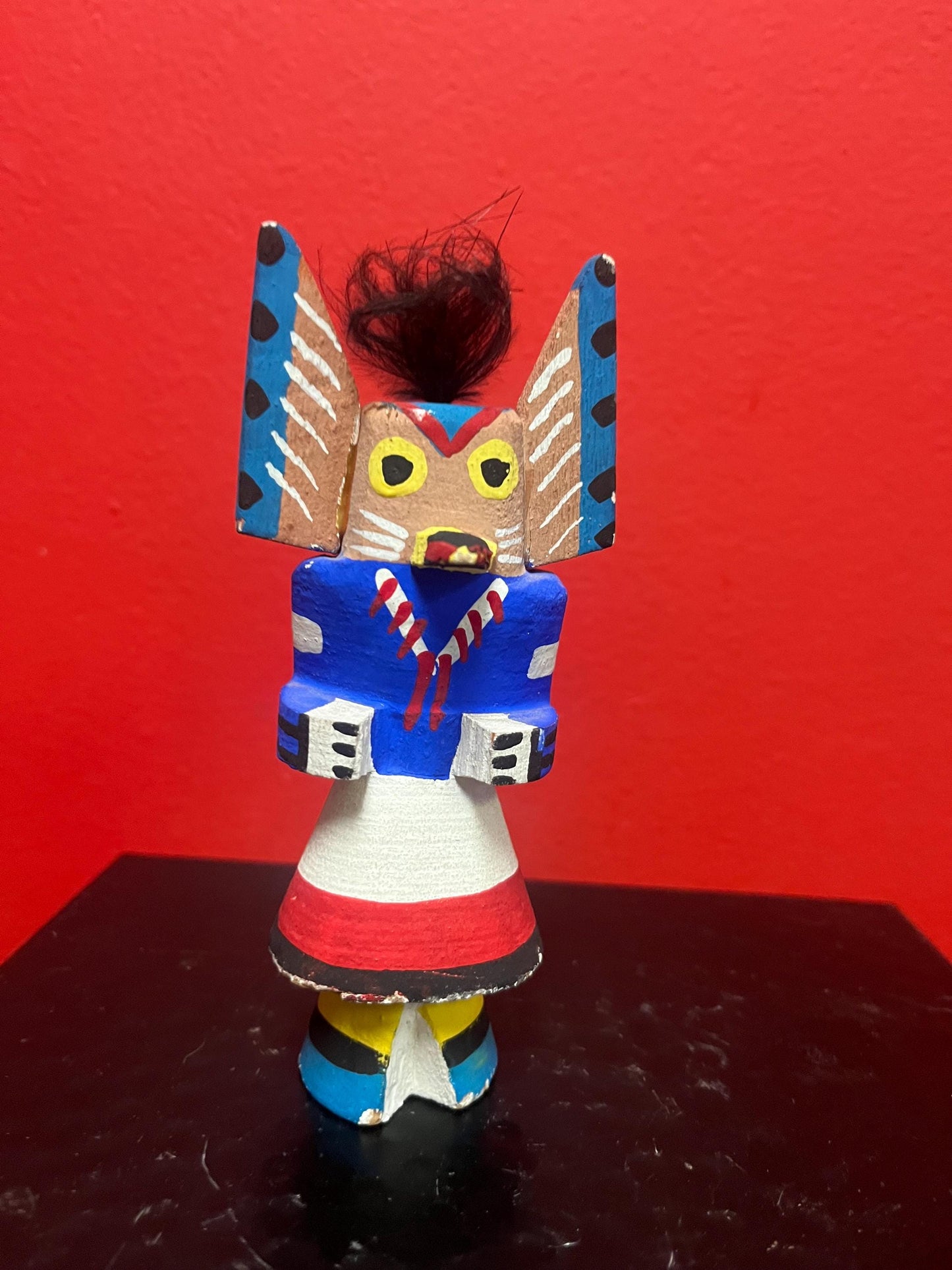 Spectacular small kachina Hopi wooden doll rare size great condition and wonderful detail - 5.5 inches tall