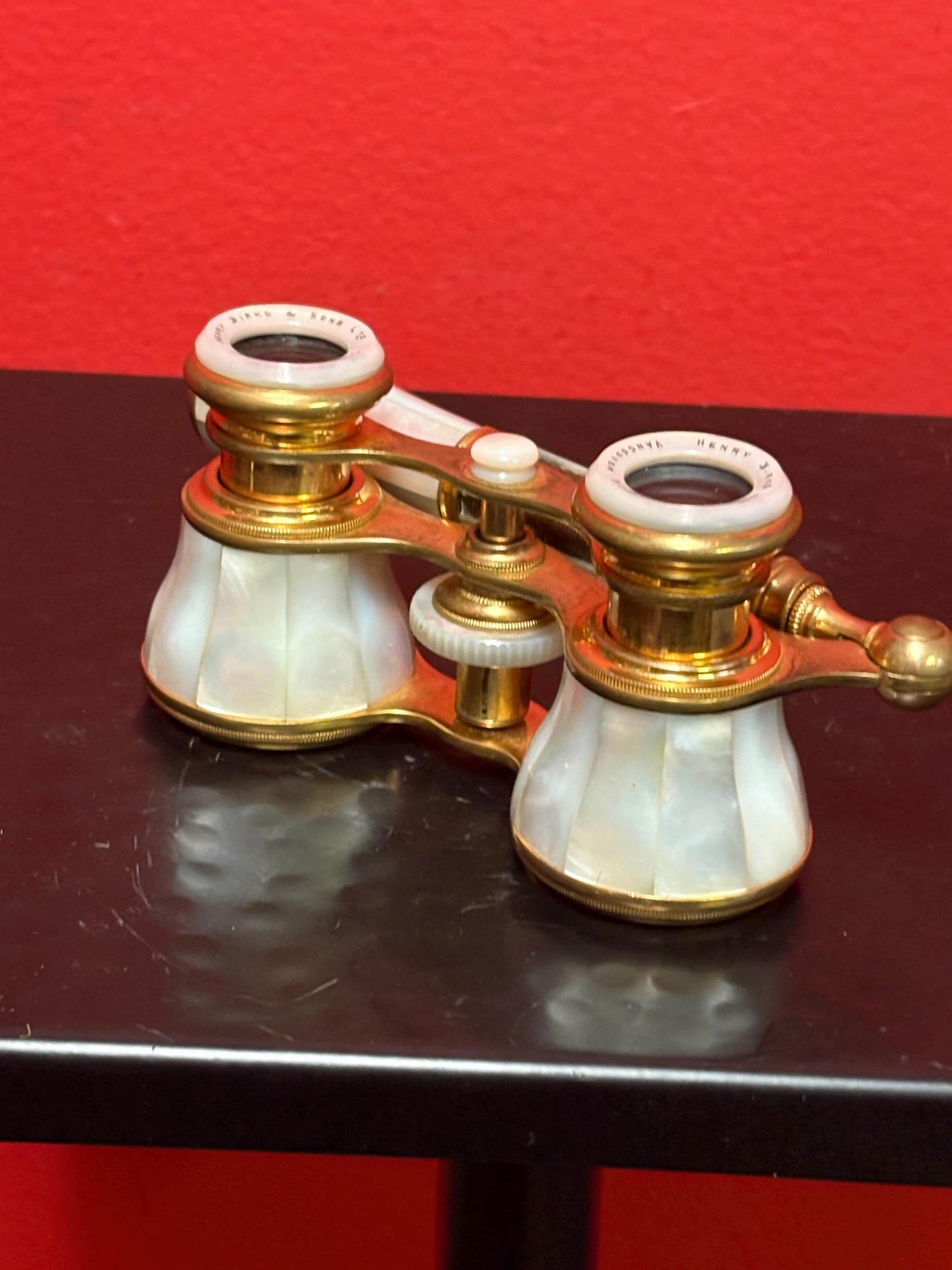 Stunning BIRKS Vancouver, antique mother of Pearl opera glasses with tiny damage great price 4 x 6 long
