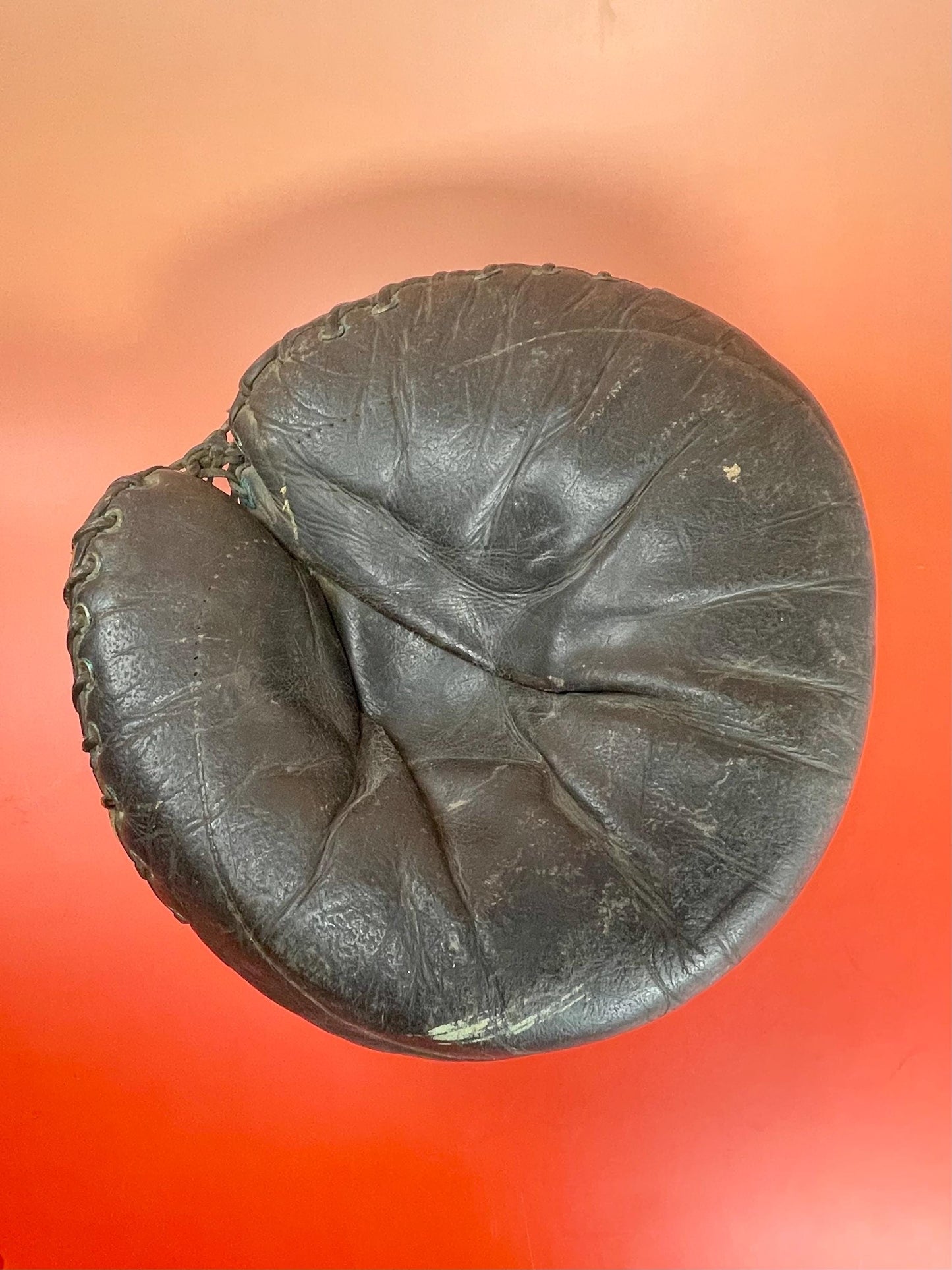 Fabulous antique leather baseball catchers mitt great gift for the baseball enthusiast