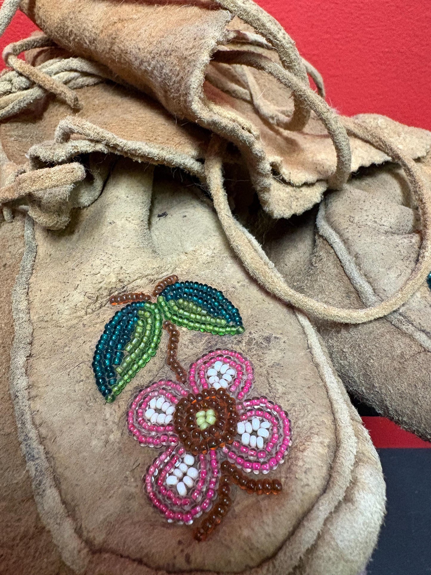 Beautiful antique indigenous, first nations, leather and beaded moccasin boots 7 x 10 long  as is  decorative only