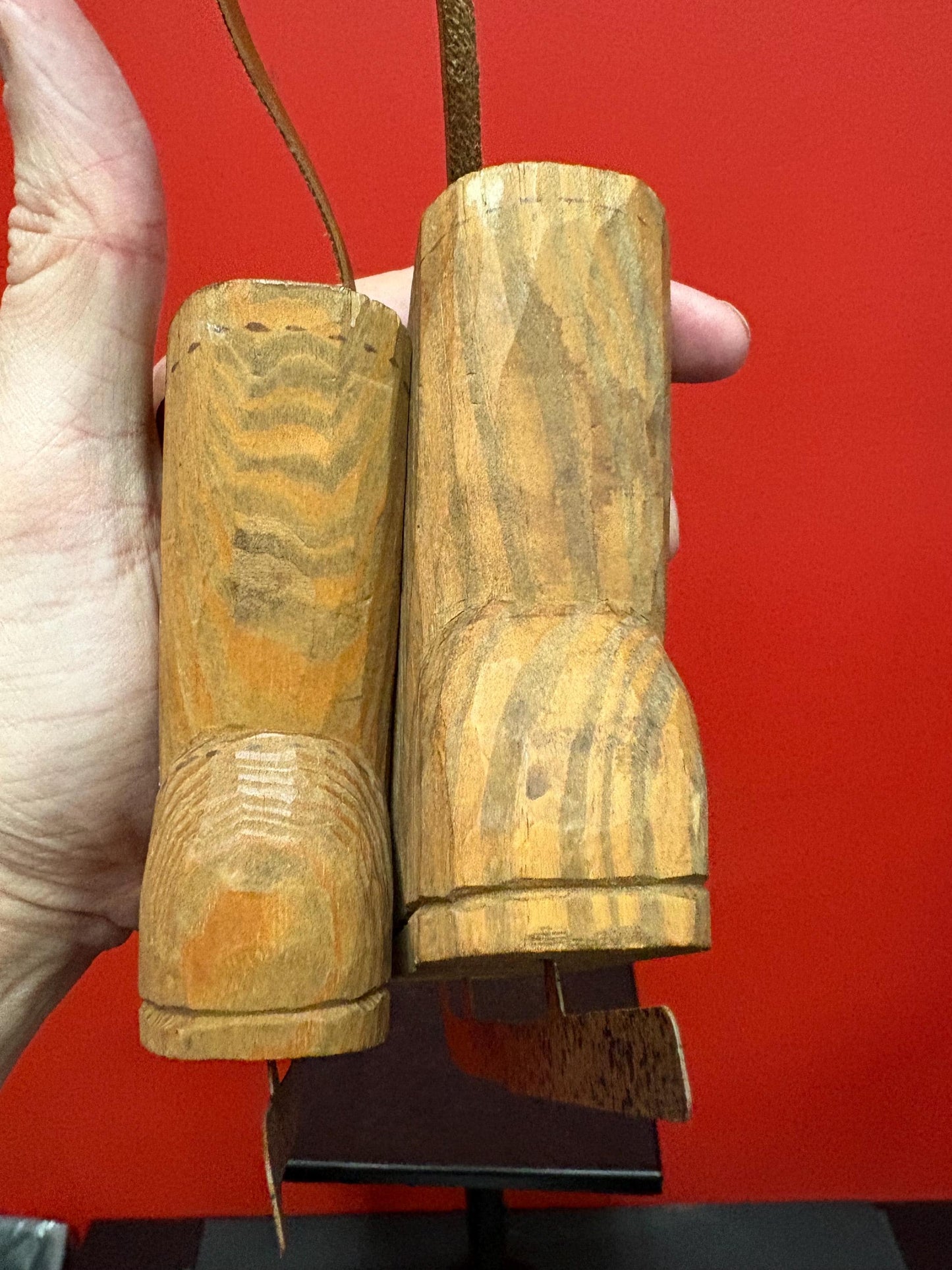 6 x 5 high antique Canadian primitive wooden model skates great detail great gift so cool