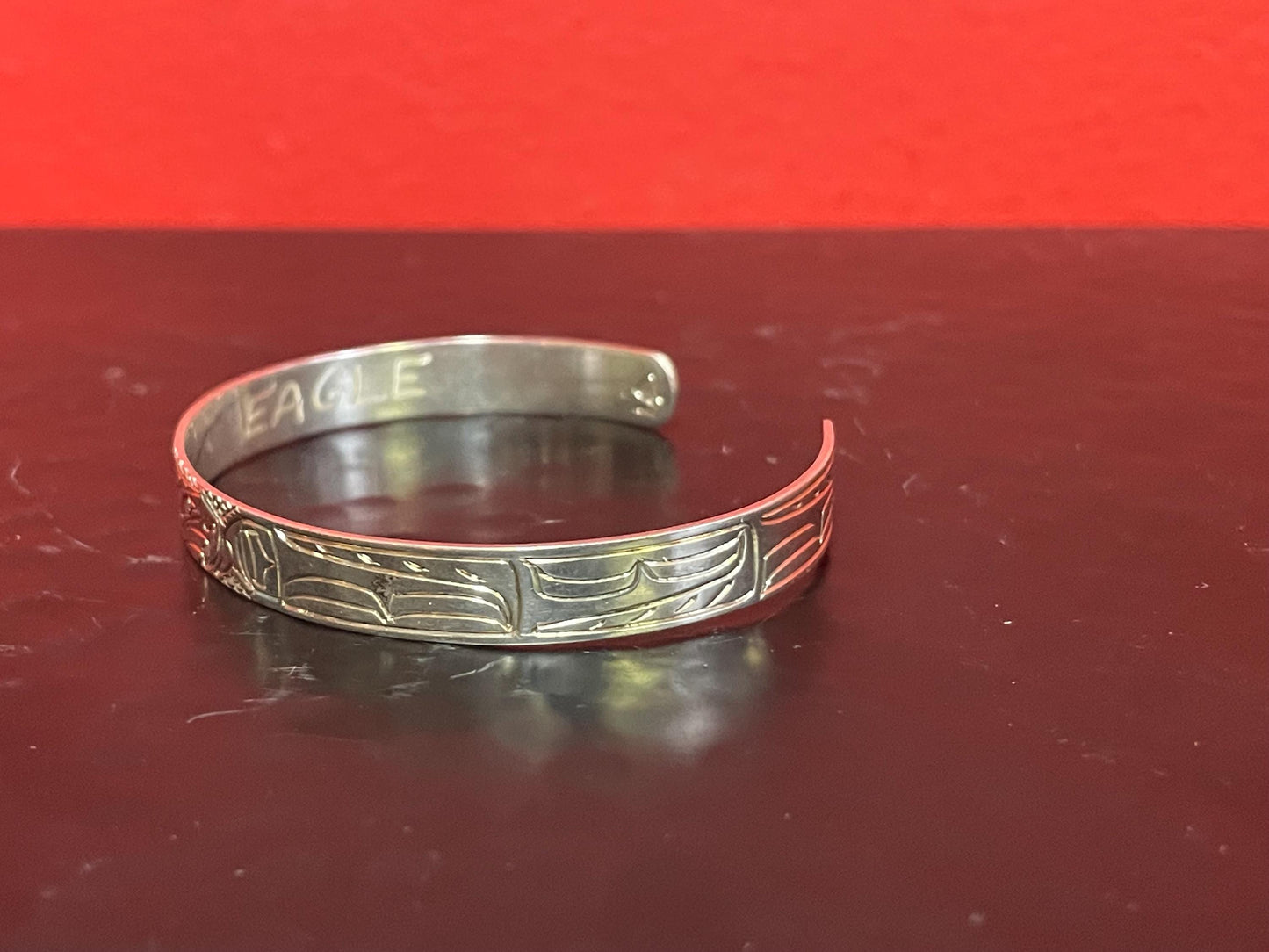 Stunning 2 1/2 inch wide indigenous first nations northwest coast Sterling Silver Eagle bracelet amazing detail