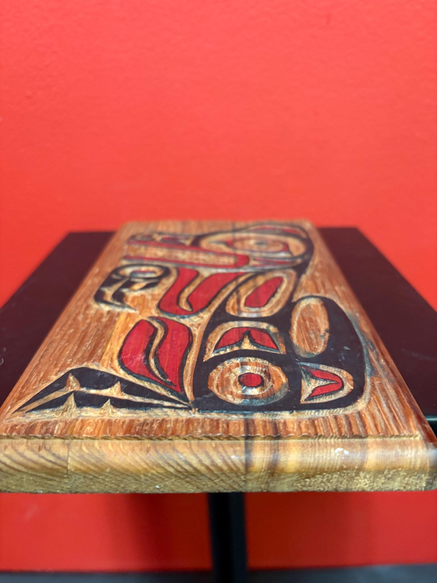 Lovely indigenous first nation pacific  north Northwest coast signed Wolf plaque  needs hanger  great detail and colour 8 x 5