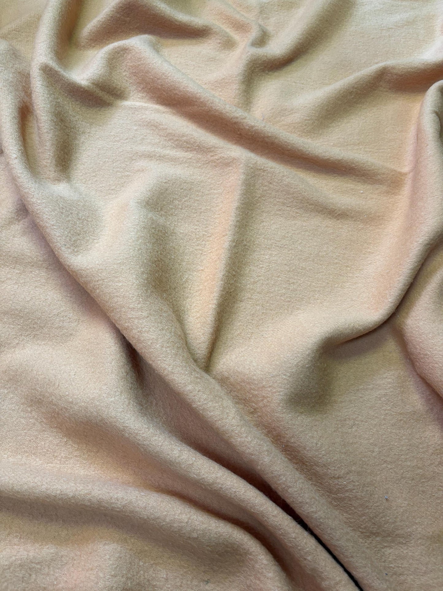Sexy HBC Hudson Bay 6 stripe approximately 92 x 84 yellow wool blanket antique iconic with original label in new condition - wow