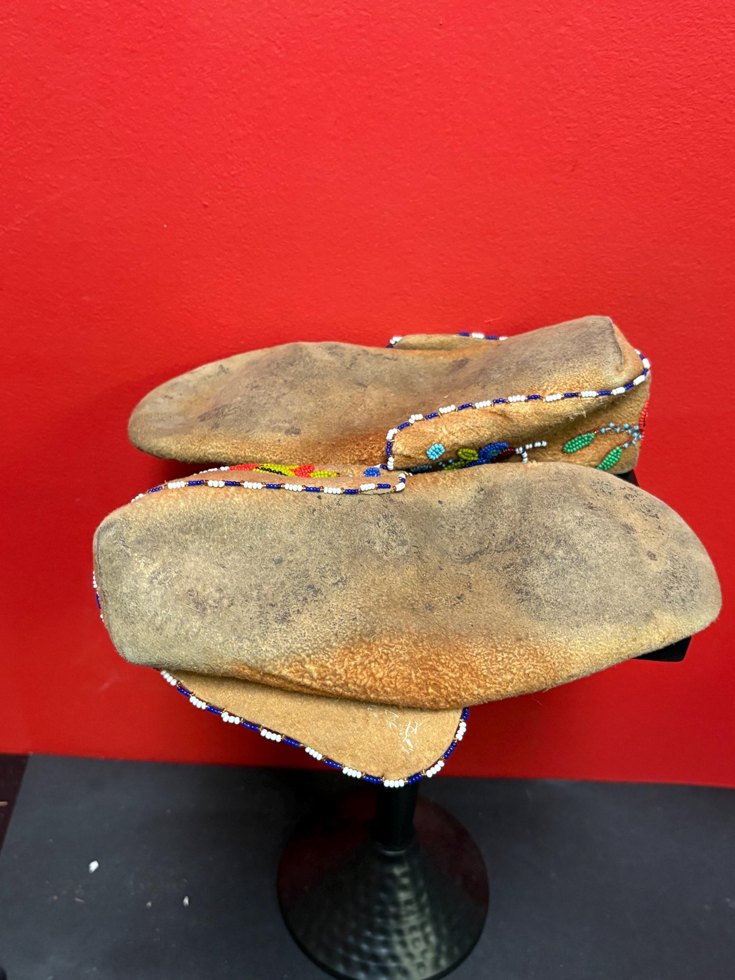 Lovely 9 1/2 x 3 1/2 x 2 1/2 high indigenous first nation Cree  coast leather and beaded moccasins antique beauties - Great condition