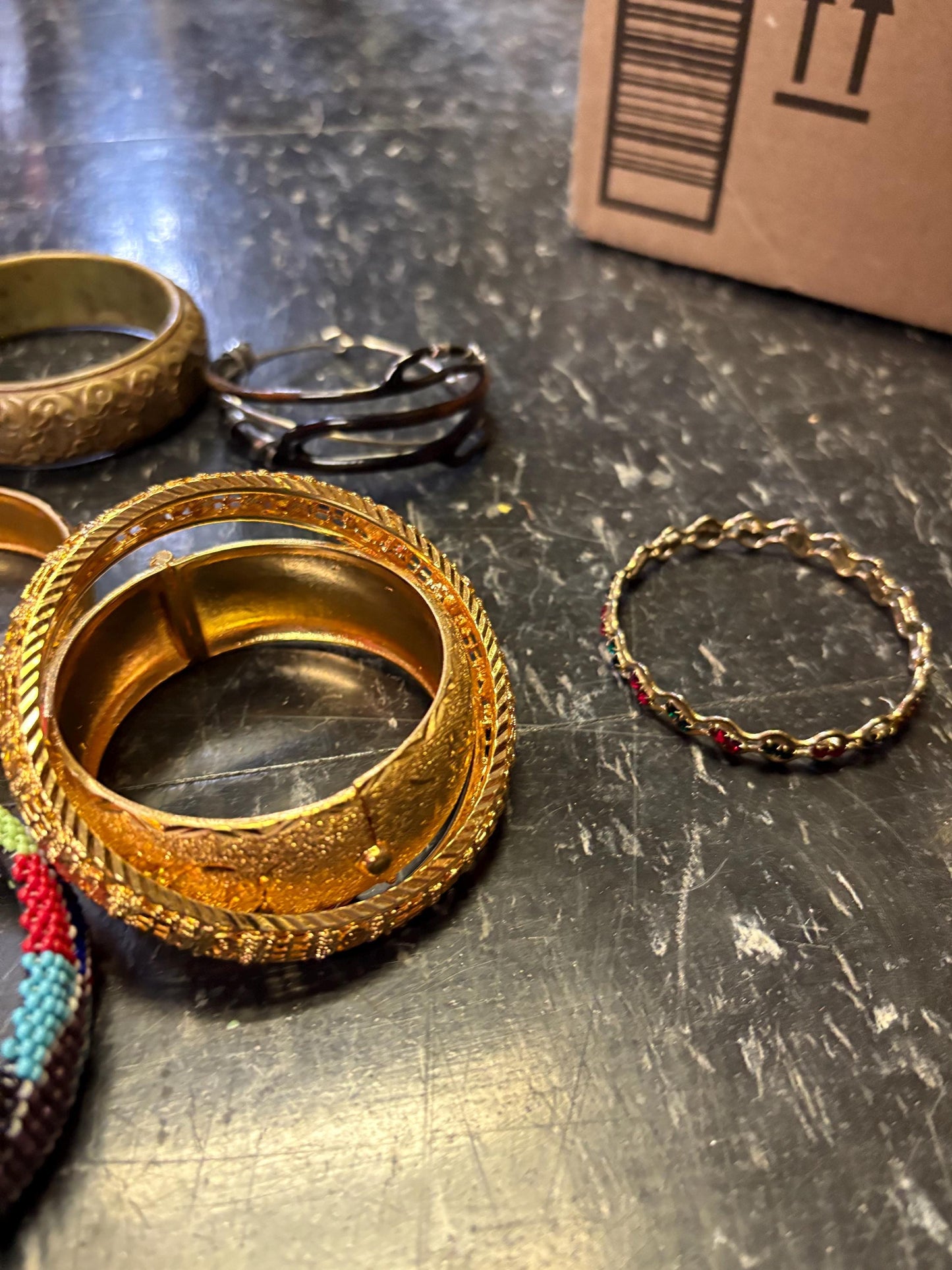 Job lot of bracelets perfect for resale or dress up or gifts crazy value