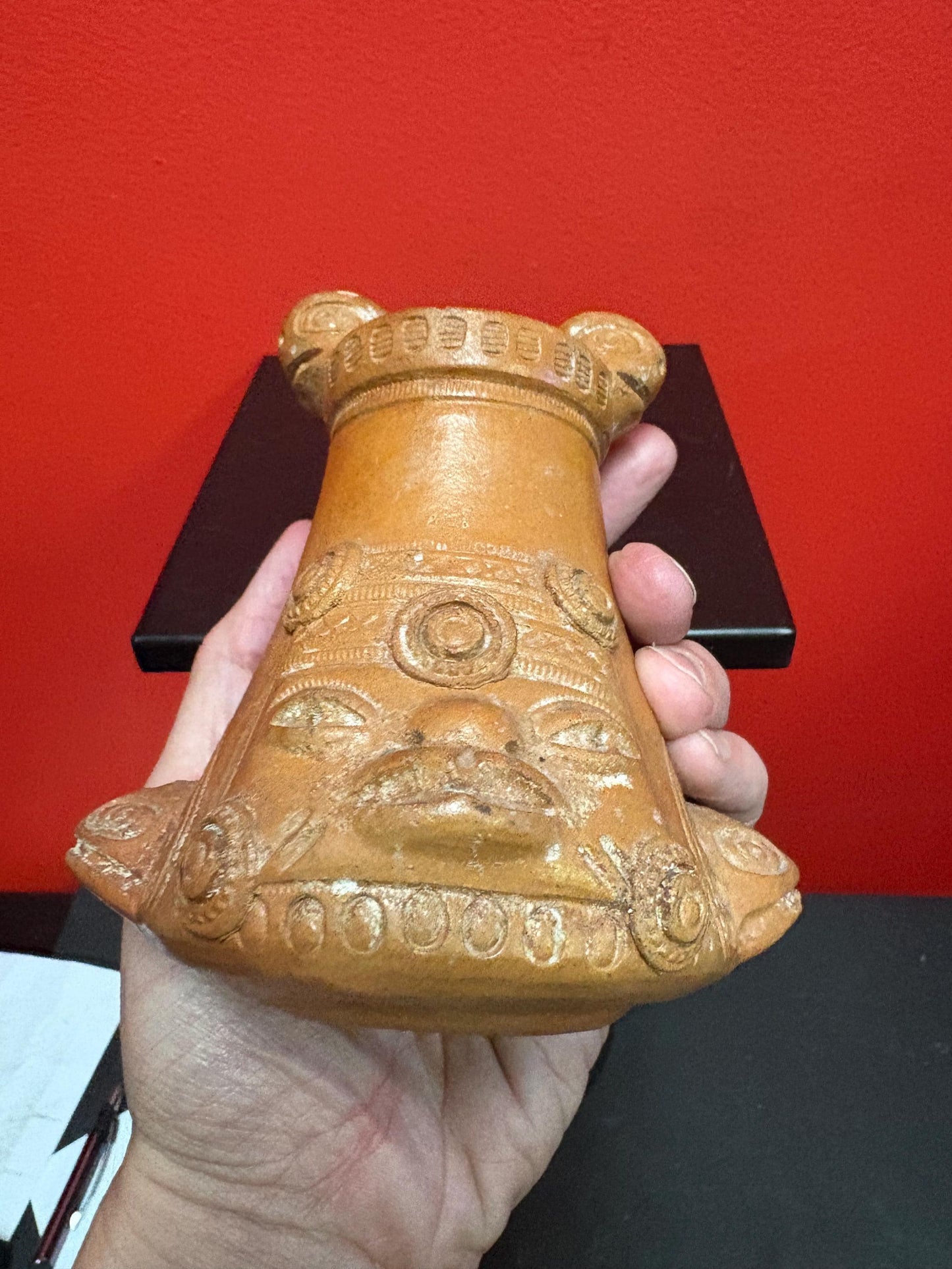 6 inch cool columbian clay ashtray pot great imagery older piece no provenance great price