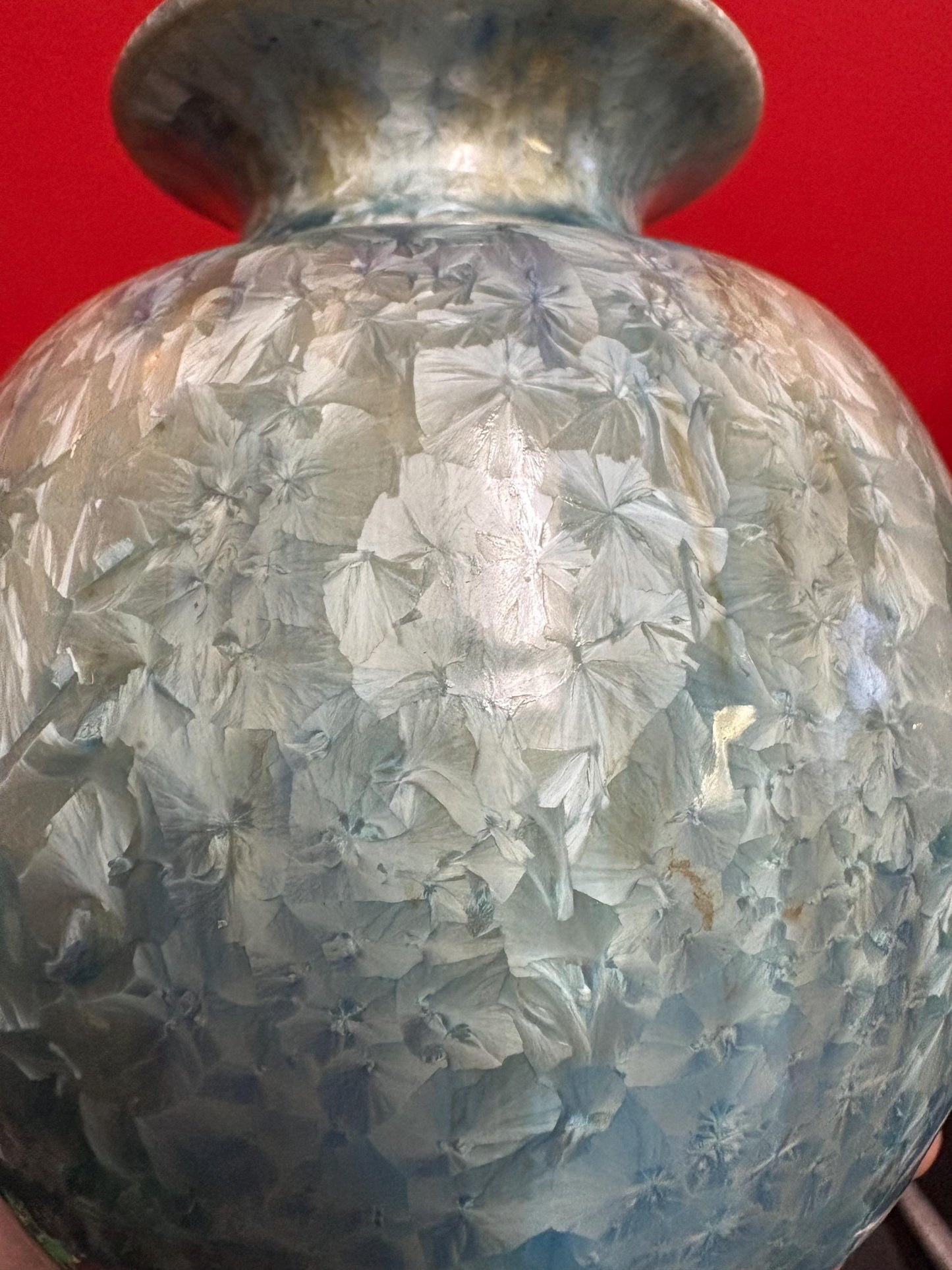 Canadian signed studio pottery 6 inch vase with amazing glaze dynamite colour great value