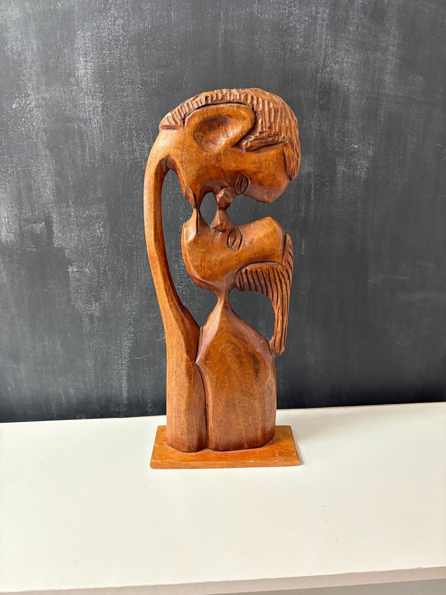 Very cool African kissing couple wooden statue great gift and 17 x 7 wide