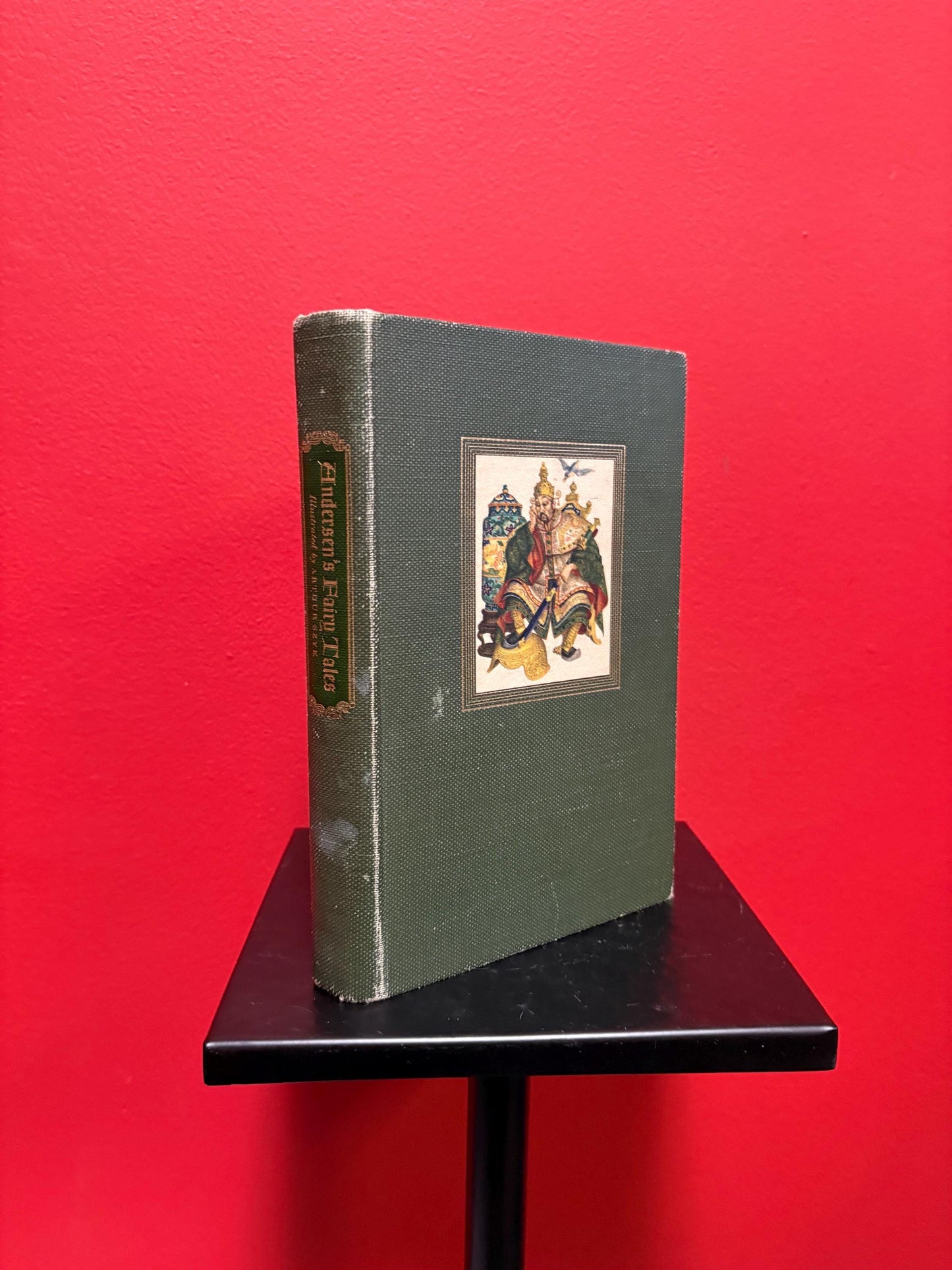 Beautiful antique copy of Andersons fairytales with illustrations - nice antique condition great gift great price