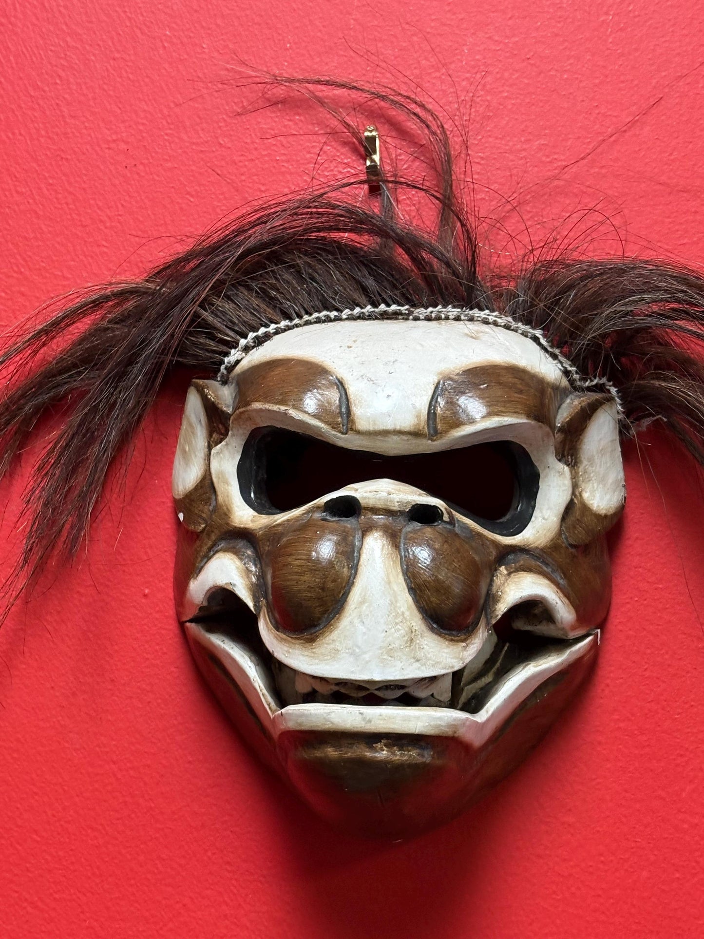 Lovely 9 inch Asian monkey mask wooden with hair and reticulating jaw older cool piece
