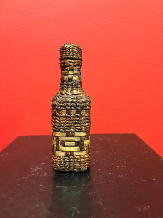 Lovely indigenous first nations cedar  Bark wrapped bottle  5 inches tall  great condition