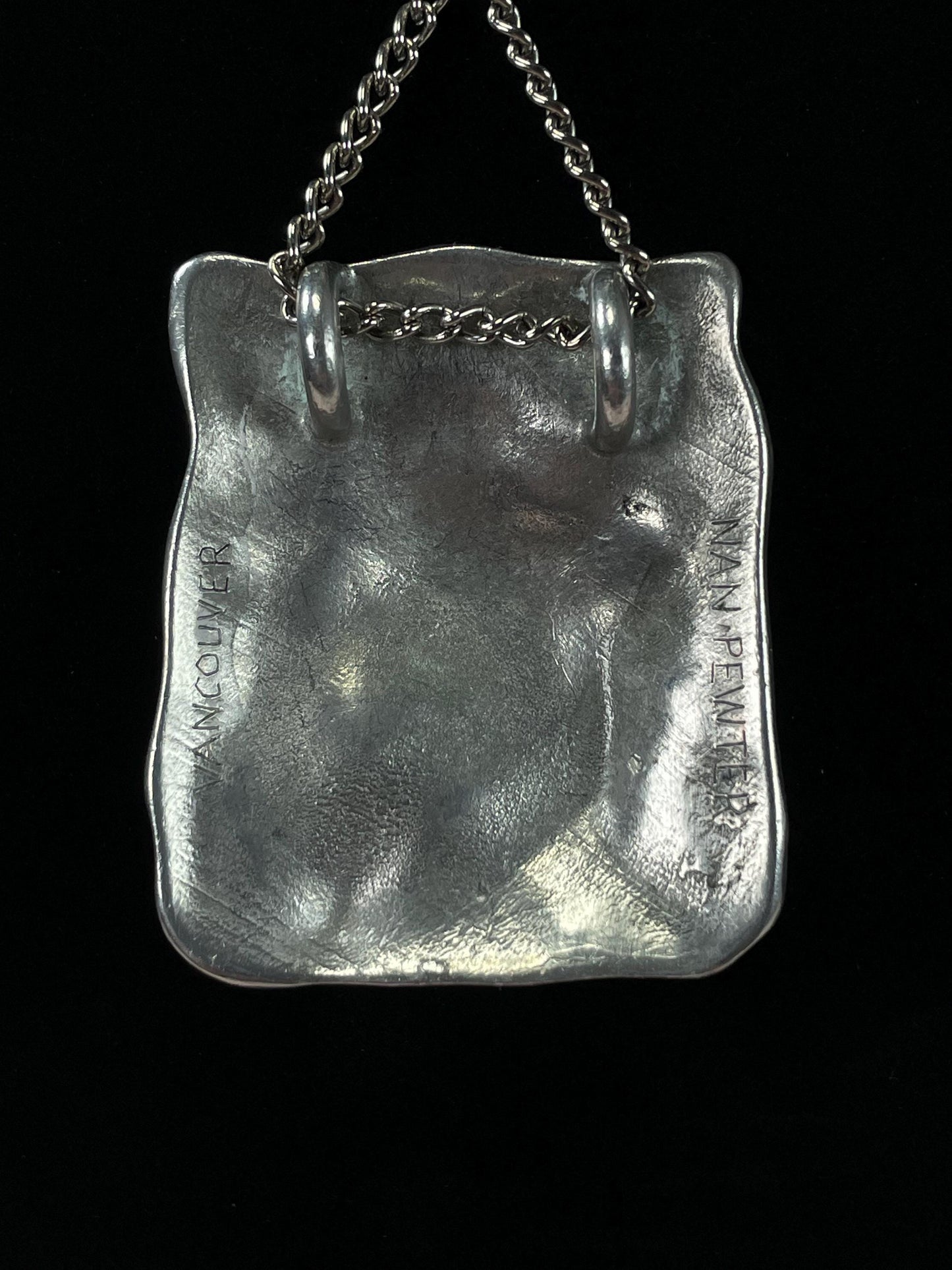 Very cool Vancouver 1.75 inch brutalist pendant chain included