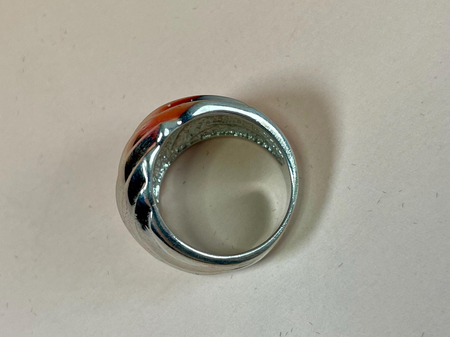 Beautiful sterling silver Chunky ring size 6 shiny and beautiful amazing value - B