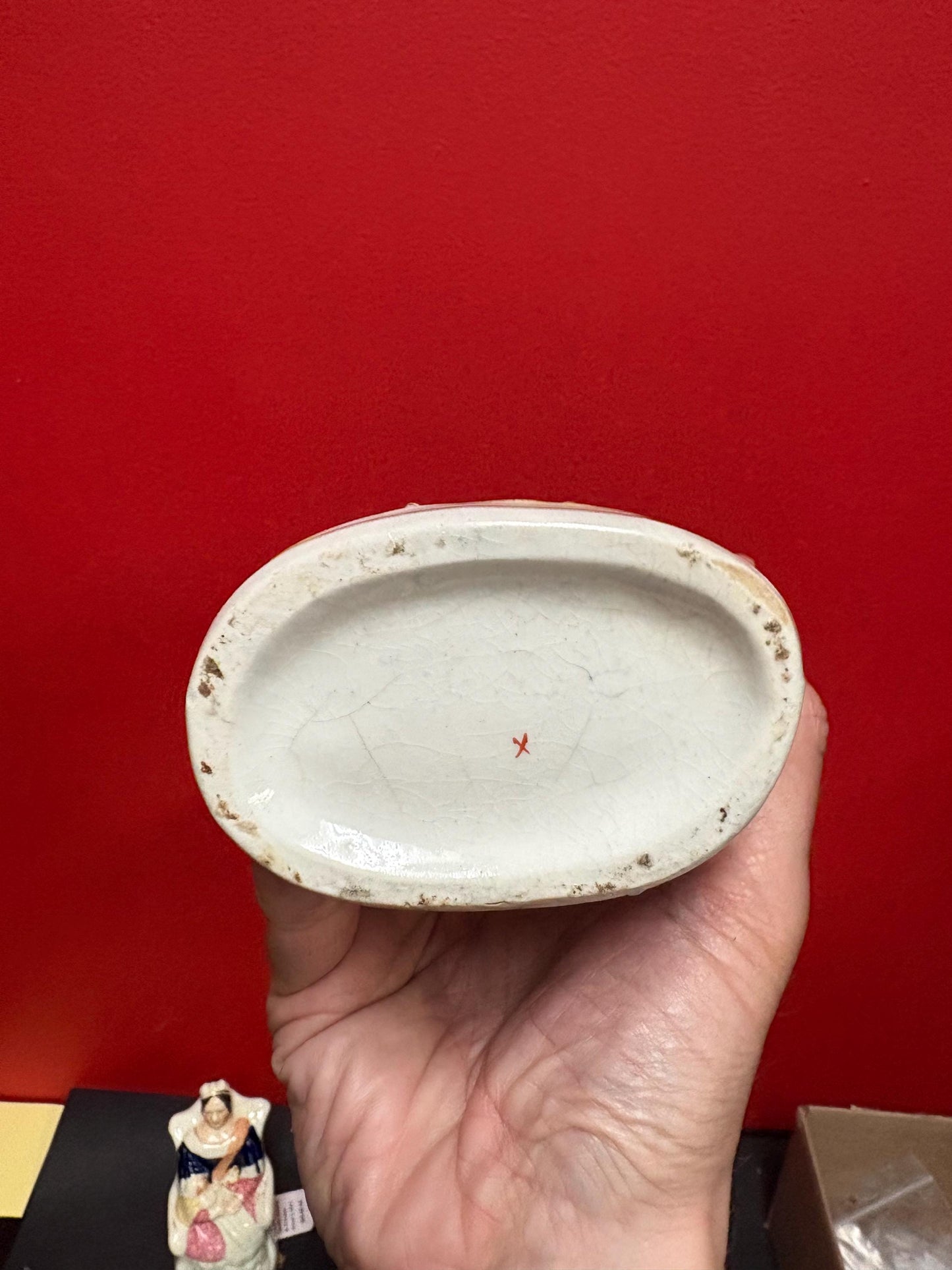 Beautiful antique 11 inch tall Staffordshire, flat back statue of a soldier with dogs great condition