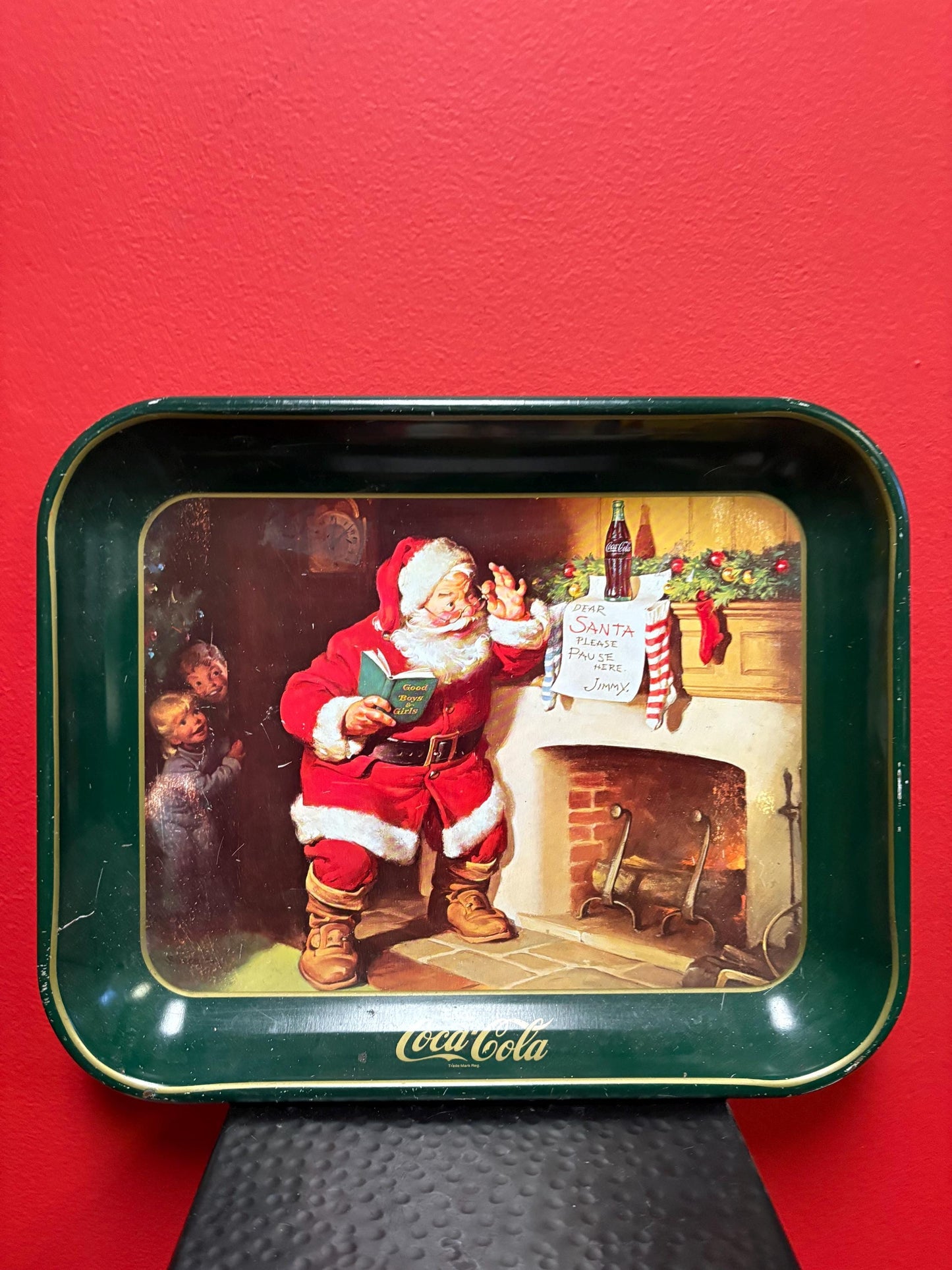 Beautiful vintage 13 x 11 inch Coca-Cola Christmas tray decent condition great value