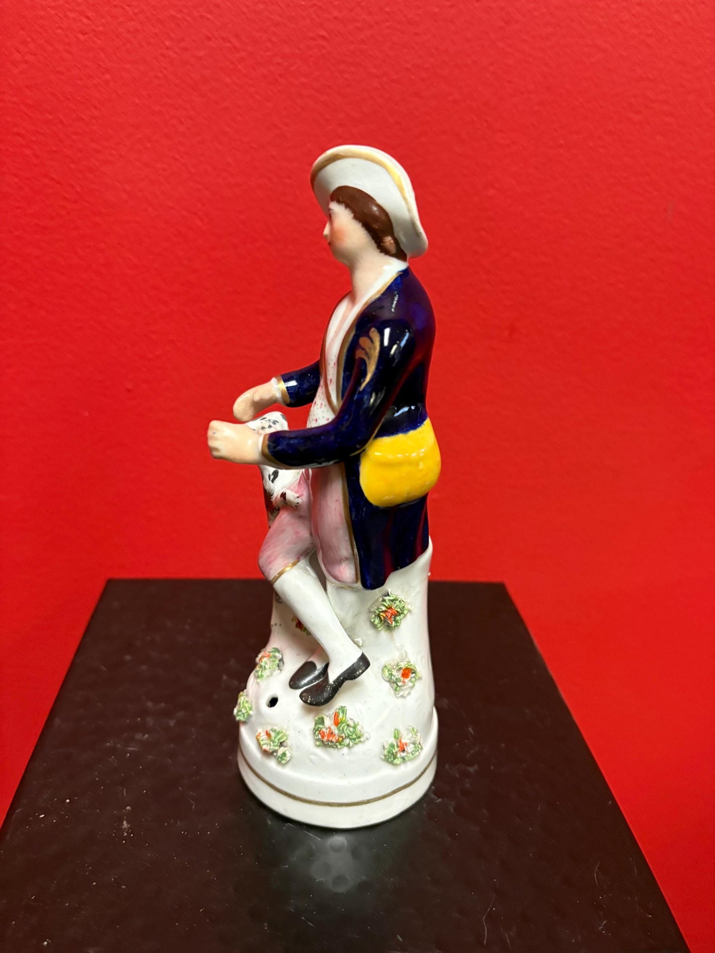 English antique 8 inch high authentic Staffordshire gentleman great condition great value - B