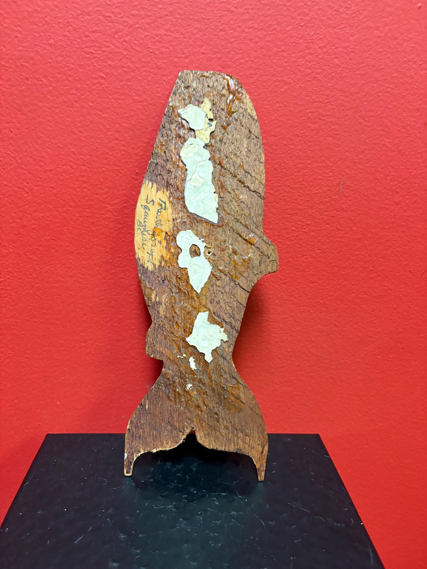 Small native indigenous first nations 10 inch salmon plaque with nice detail needs a hanger signed good value