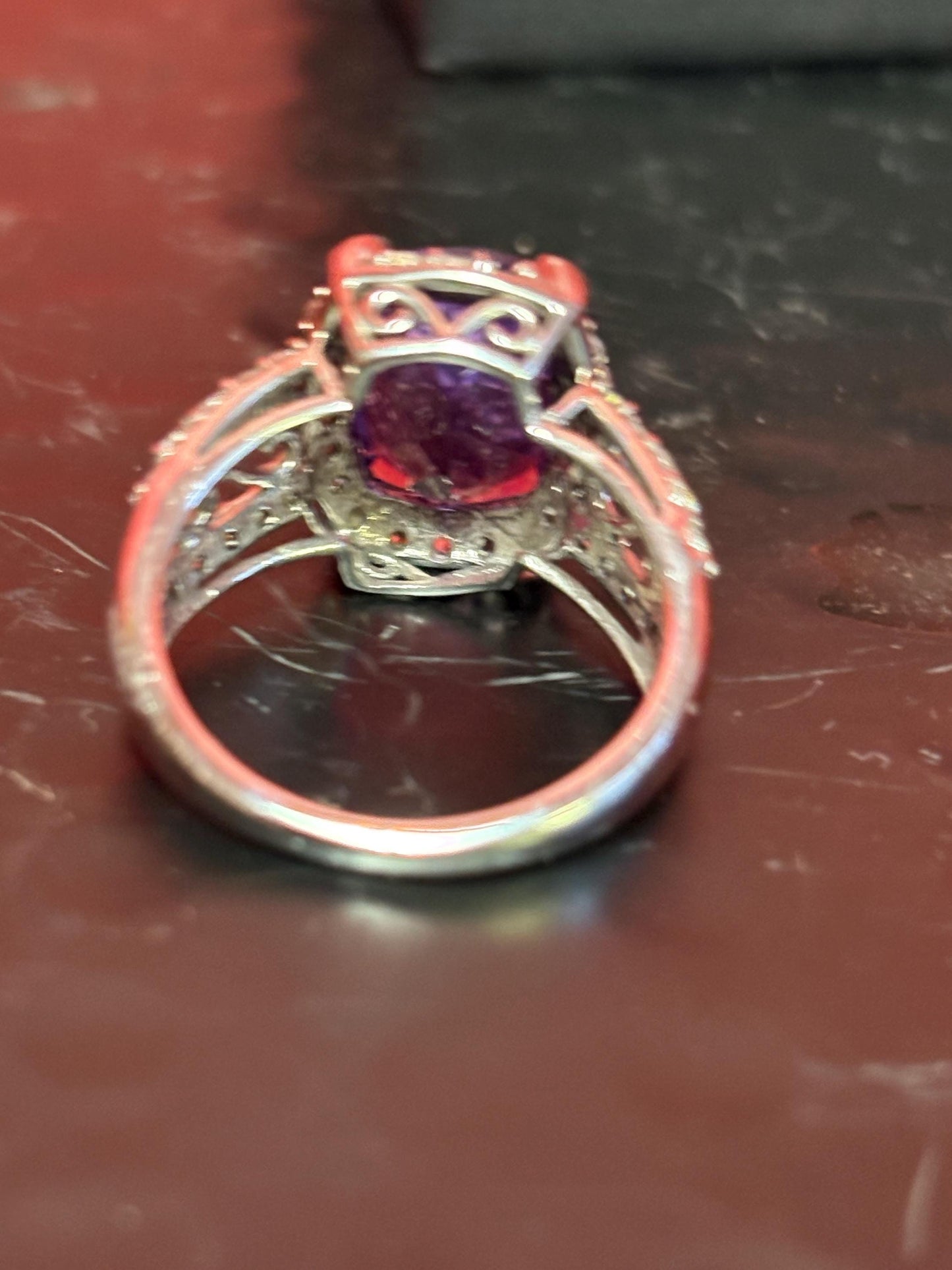 Fantastic 14 K white gold diamond and amethyst ring - size 7 - top quality B -