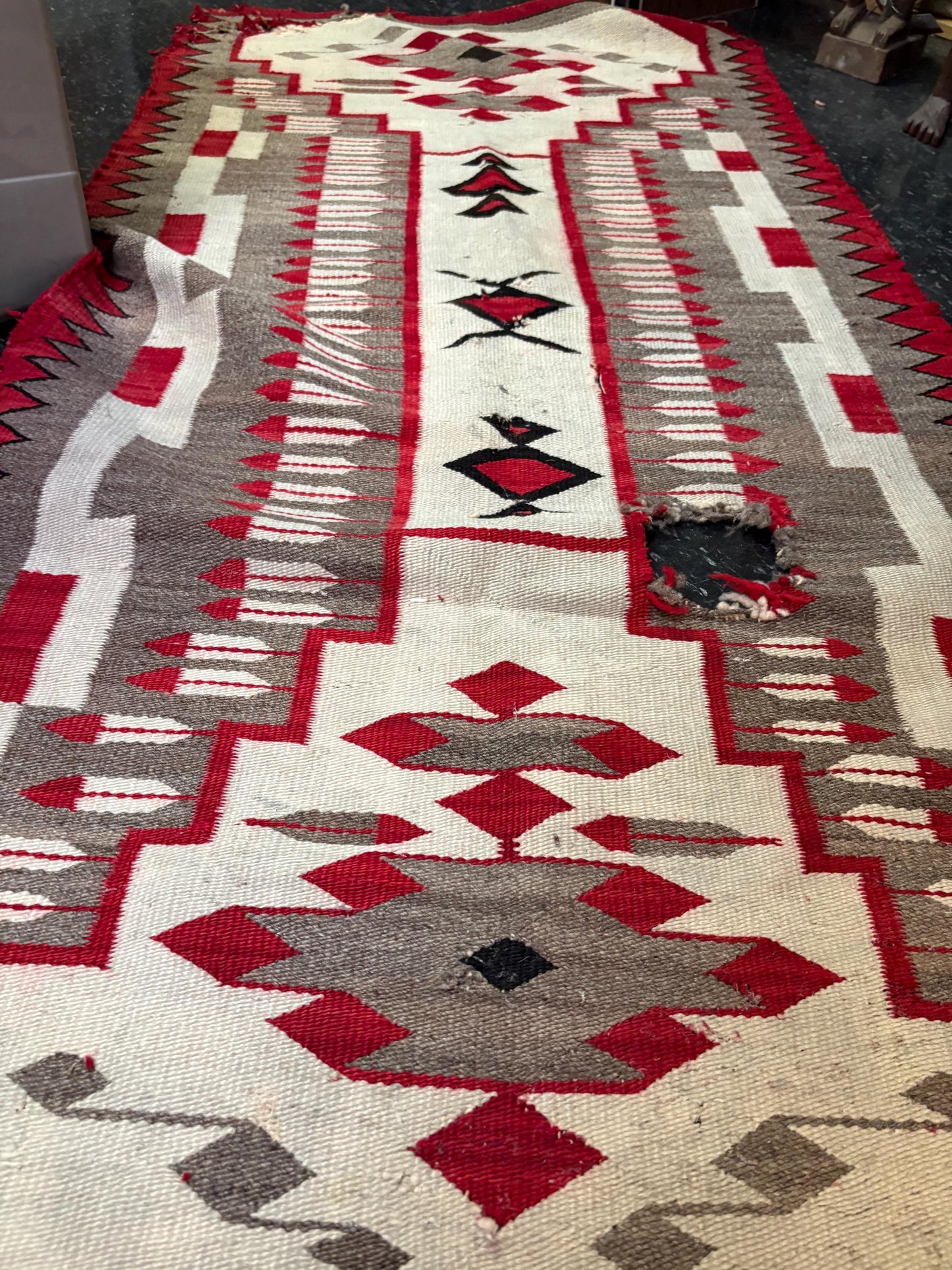 rare 68 x 34 inch early 19 century American indigenous First Nations woven trade blanket with damage important piece of navajo history -
