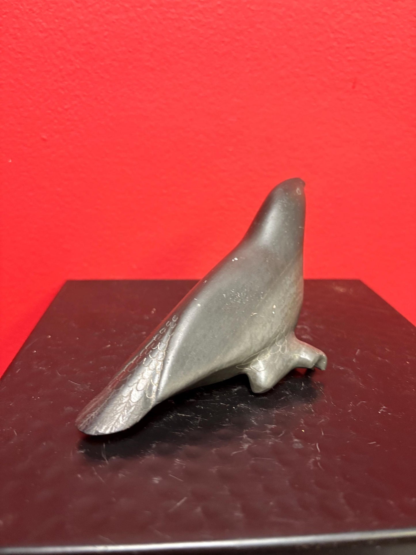 Unique indigenous Inuit soapstone signed bird 6 x 3 high great condition Super-value