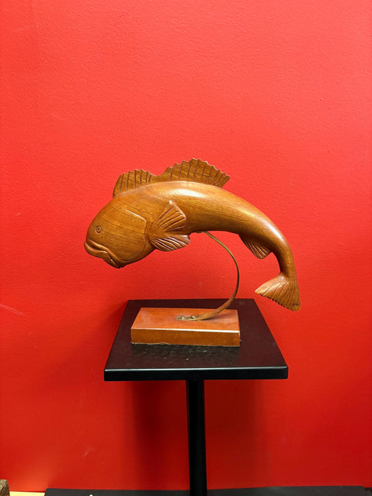 10 x 9 wooden jumping fish on stand  vintage cool  perfect gift  the one that got away  great value