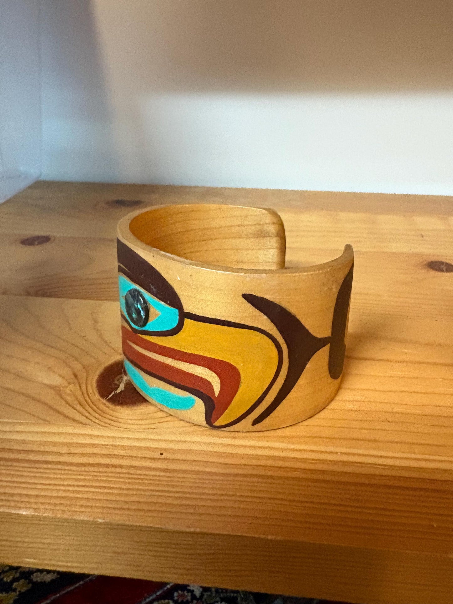 Fabulous indigenous first nation Pacific Northwest Coast 3 x 2 high signed in detailed Raven bracelet Cuff with abalone eye cedar beauty