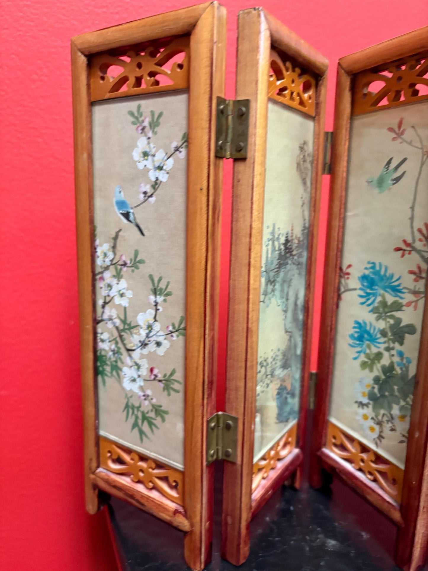 Lovely Chinese 11 x 8.5 inch tall painted and wooden antique screen B