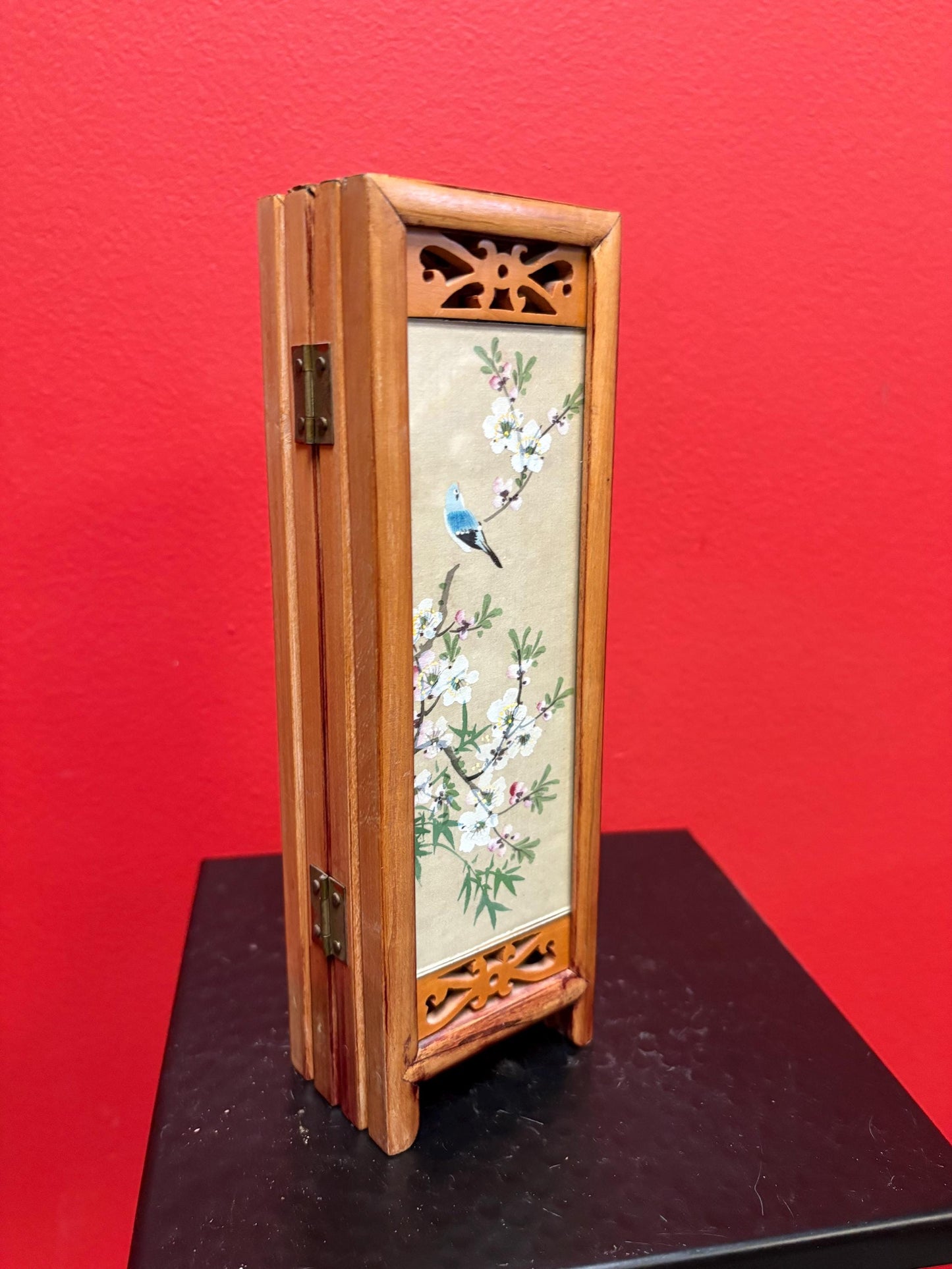 Lovely Chinese 11 x 8.5 inch tall painted and wooden antique screen B