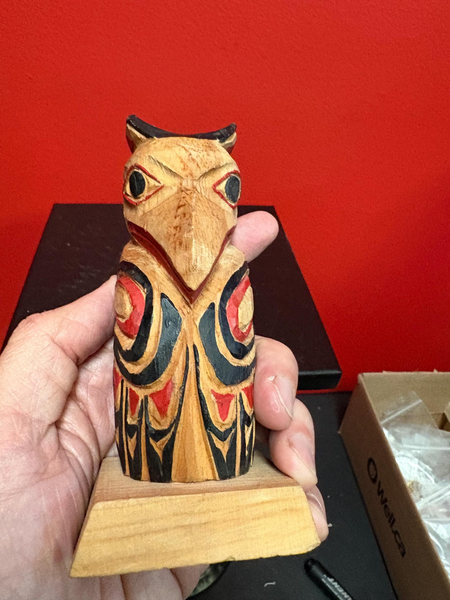 Lovely indigenous first nation pacific north West Coast 5 inch tall Thunderbird totem attributed to Bradley Joseph Junior  great value