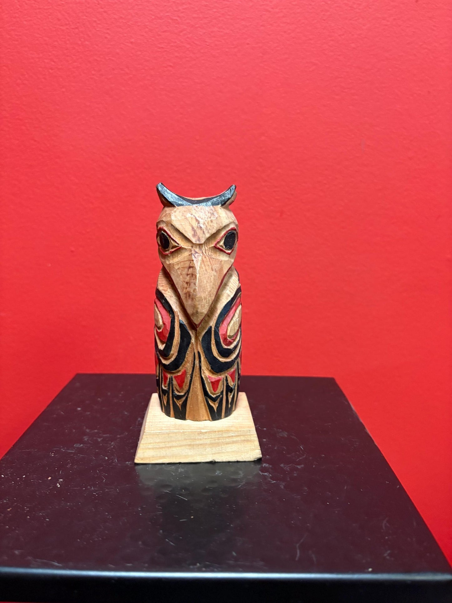 Lovely indigenous first nation pacific north West Coast 5 inch tall Thunderbird totem attributed to Bradley Joseph Junior  great value
