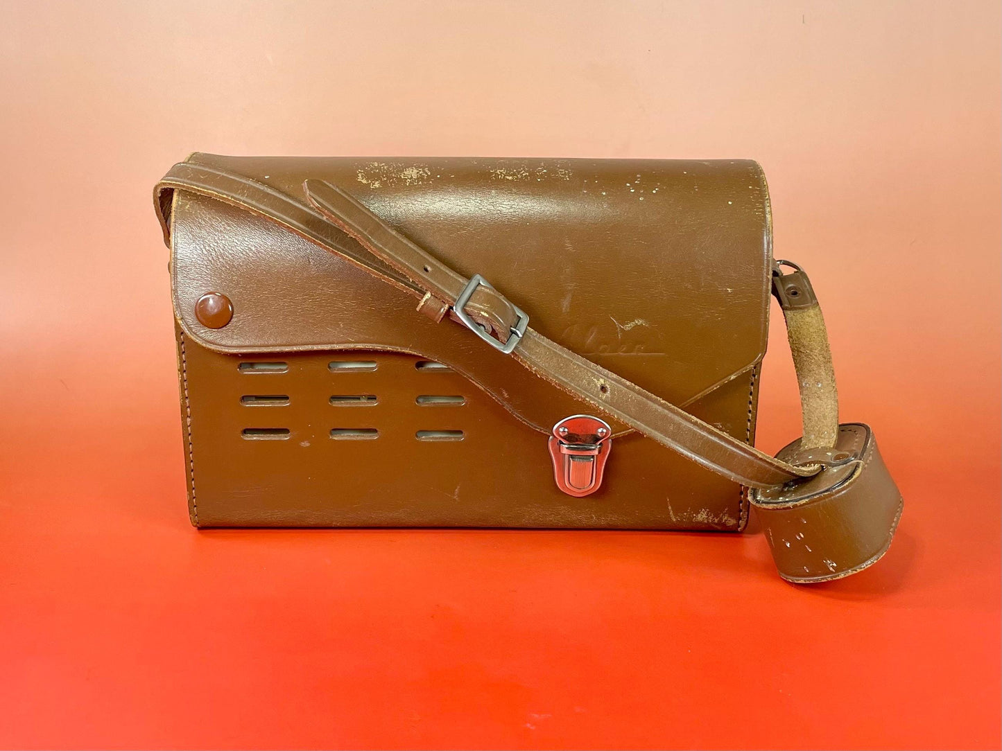 Amazing Vintage Bakelite Alpen Radio sold as is