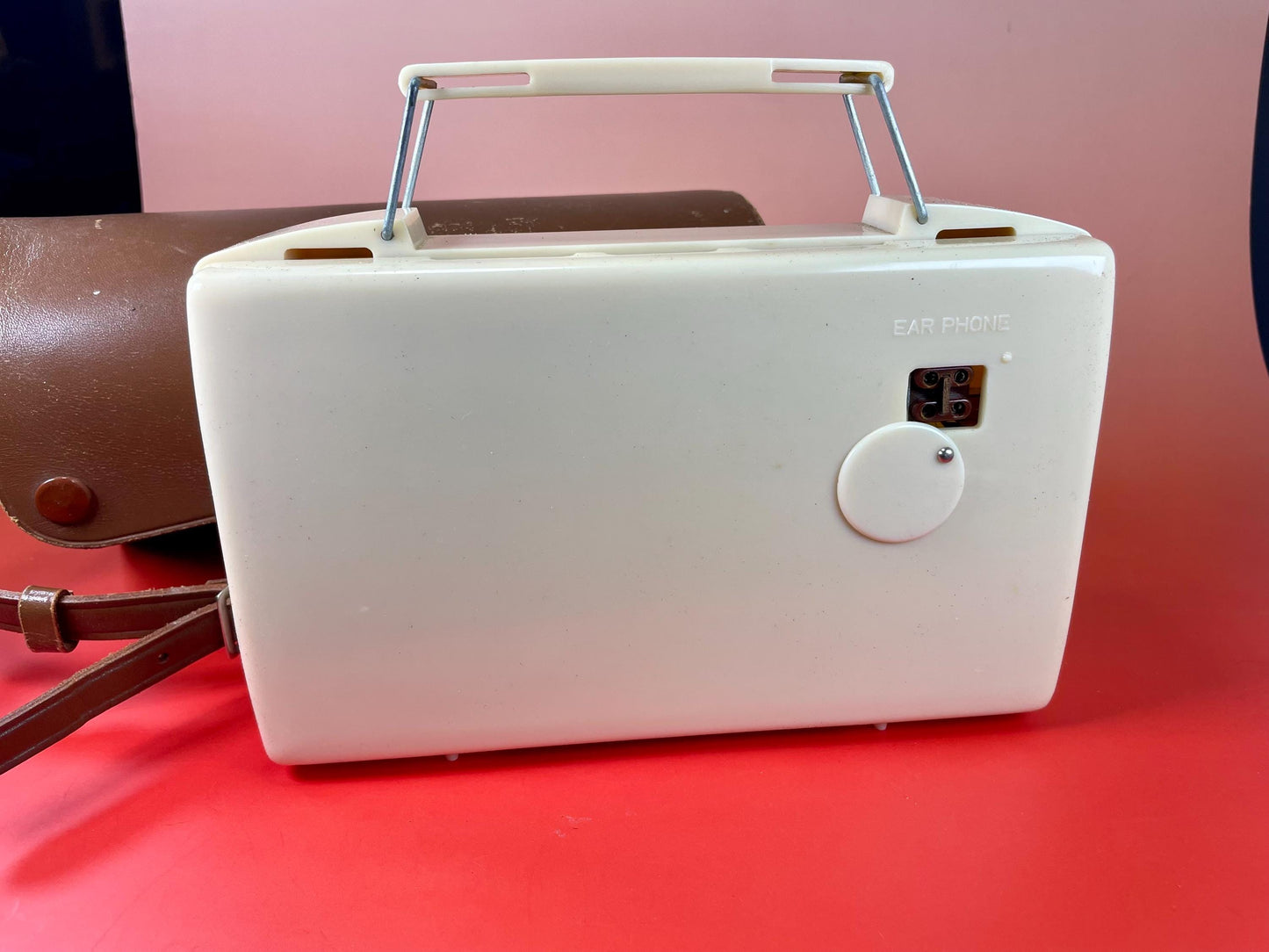 Amazing Vintage Bakelite Alpen Radio sold as is