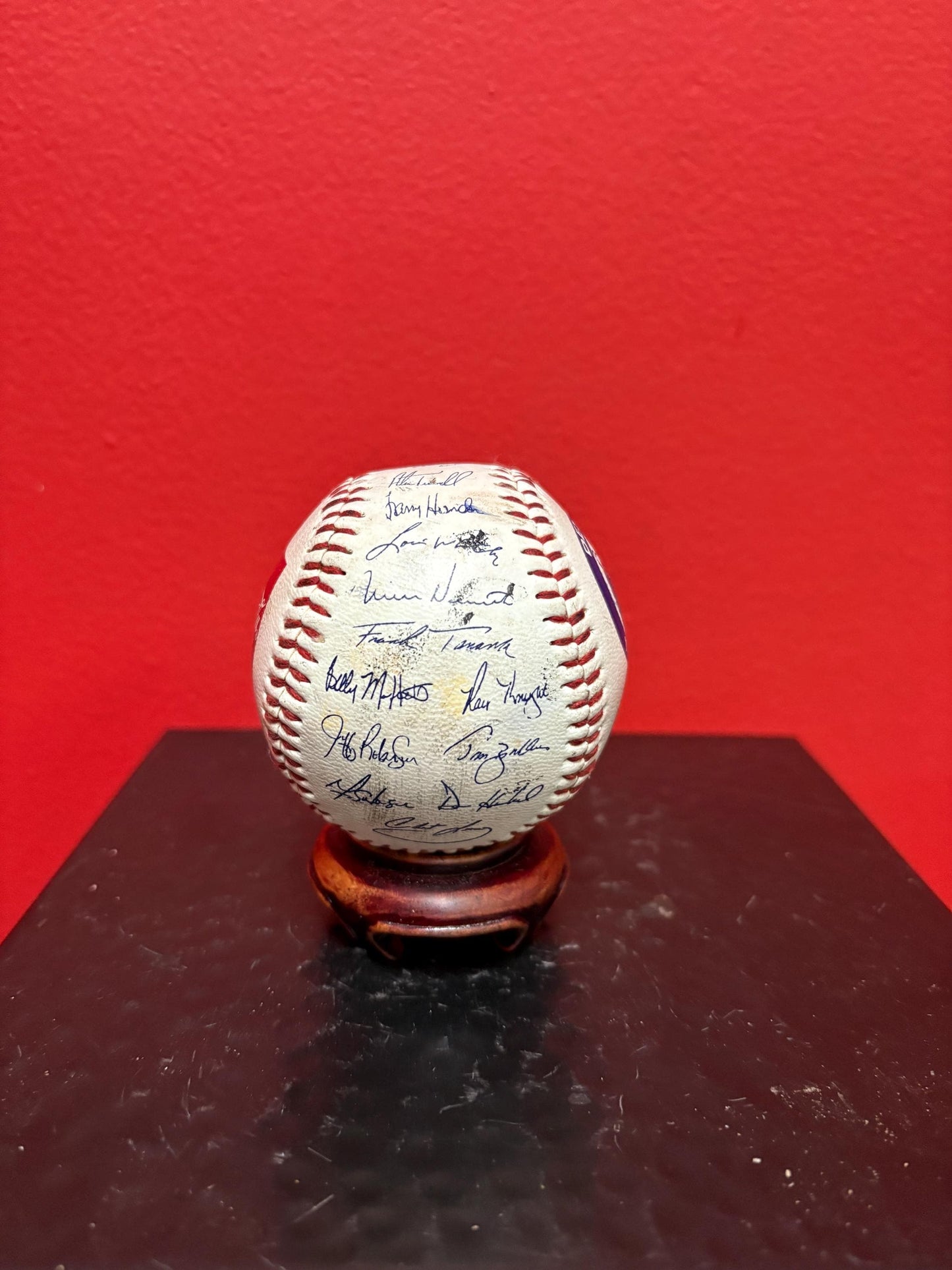 Amazing 1960s? Detroit Tigers team signed baseball. great gift great price American baseball history