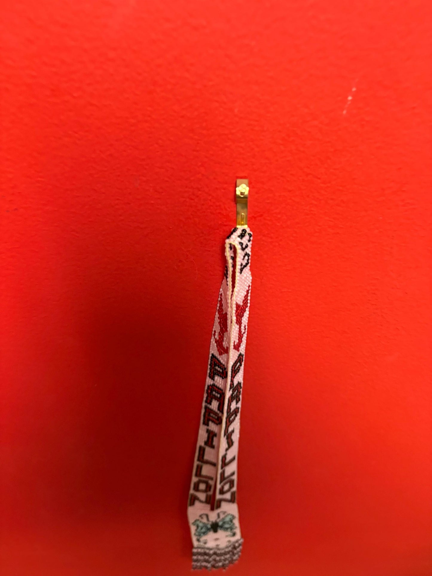 Beautiful indigenous First Nations beaded necklace representing PAPILLON  great condition