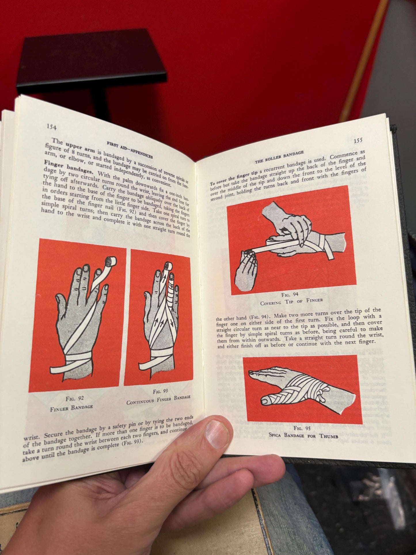 Very cool St. Johns ambulance first aid book 2nd Canadian edition 1971 good condition