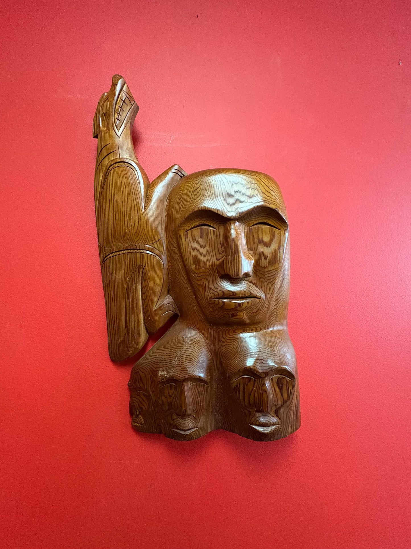 Beautiful indigenous Pacific Northwest Coast first Nations 21 x 12“ wide transformation cedar plaque very unusual and beautiful wow