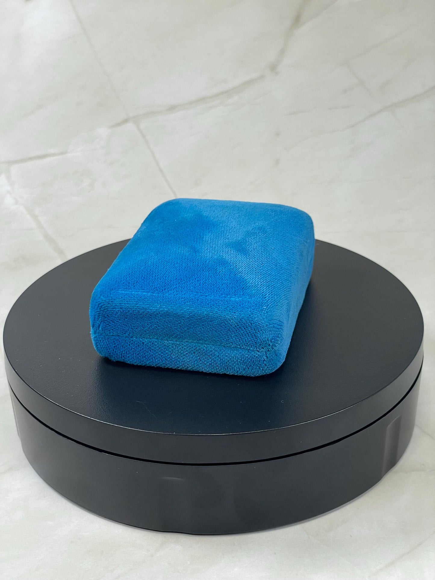 Amazing Canadian Birks 3.25 x 2.5 x 1.25 inch high jewellery box  in great shape  perfect to give something sparkly in wow