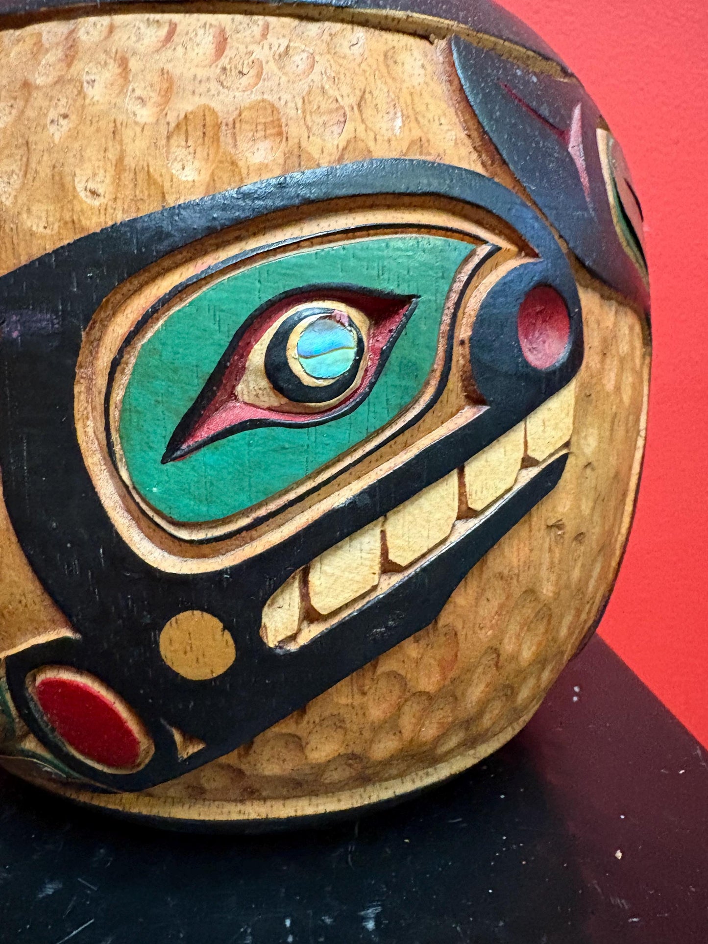 Wonderful indigenous first Nations Pacific Northwest Coast cedar paint killer whale bowl  6 1/2 x 5 1/2 wide - wow  - unsigned