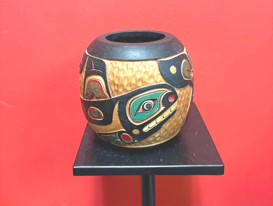 Wonderful indigenous first Nations Pacific Northwest Coast cedar paint killer whale bowl  6 1/2 x 5 1/2 wide - wow  - unsigned
