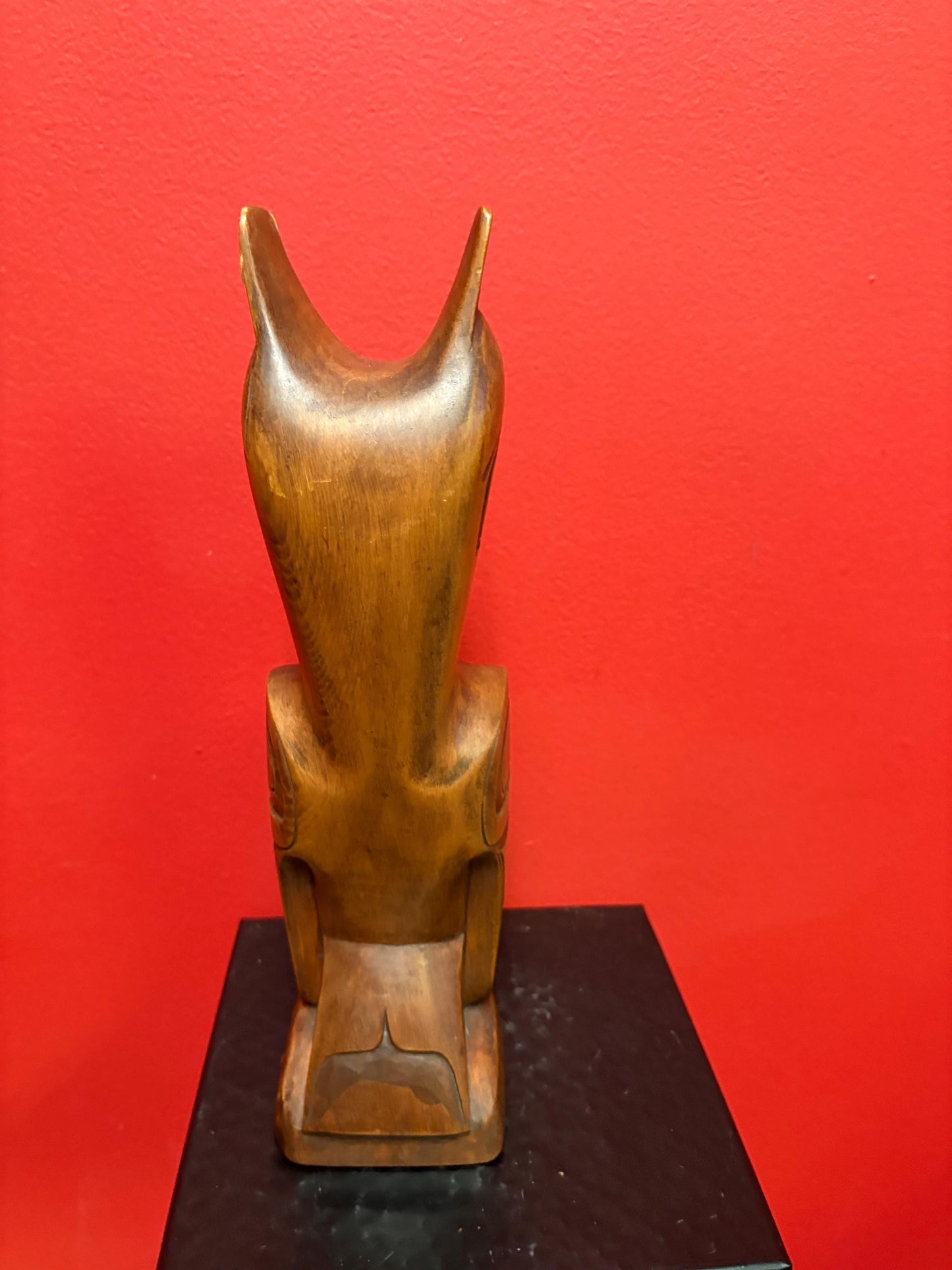 Beautiful indigenous first nation Pacific north West Coast 12 inch cedar eagle totem  by Doug Harper   with as is ear  wow -