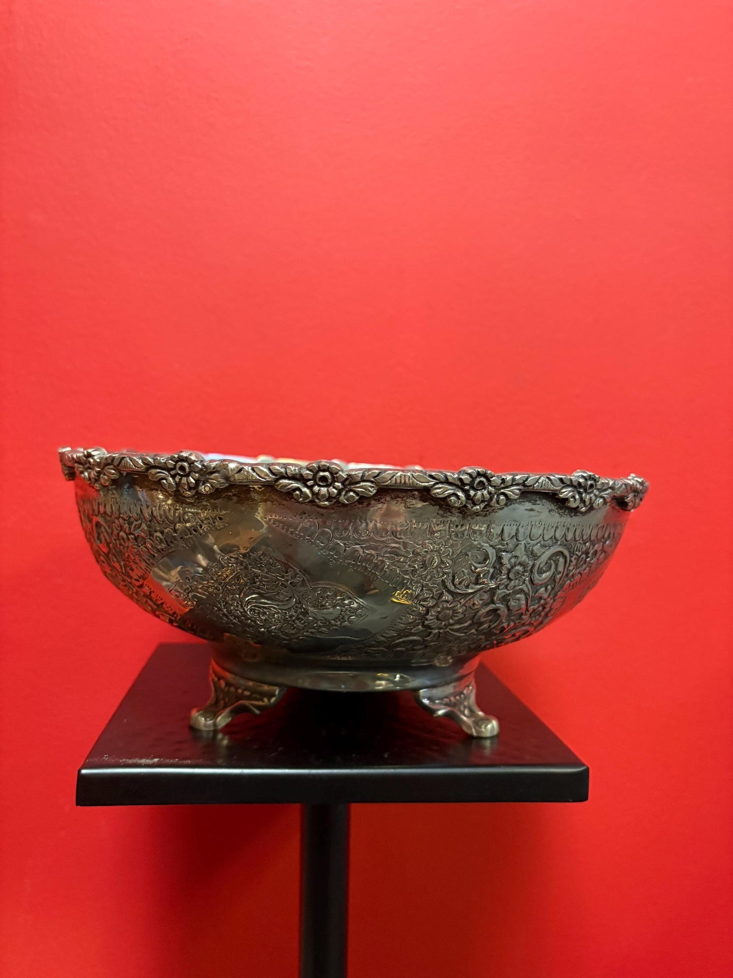 Stunning antique English silver plated, heavily decorated bowl  10 x 6 high  great quality and perfect gift  wow price