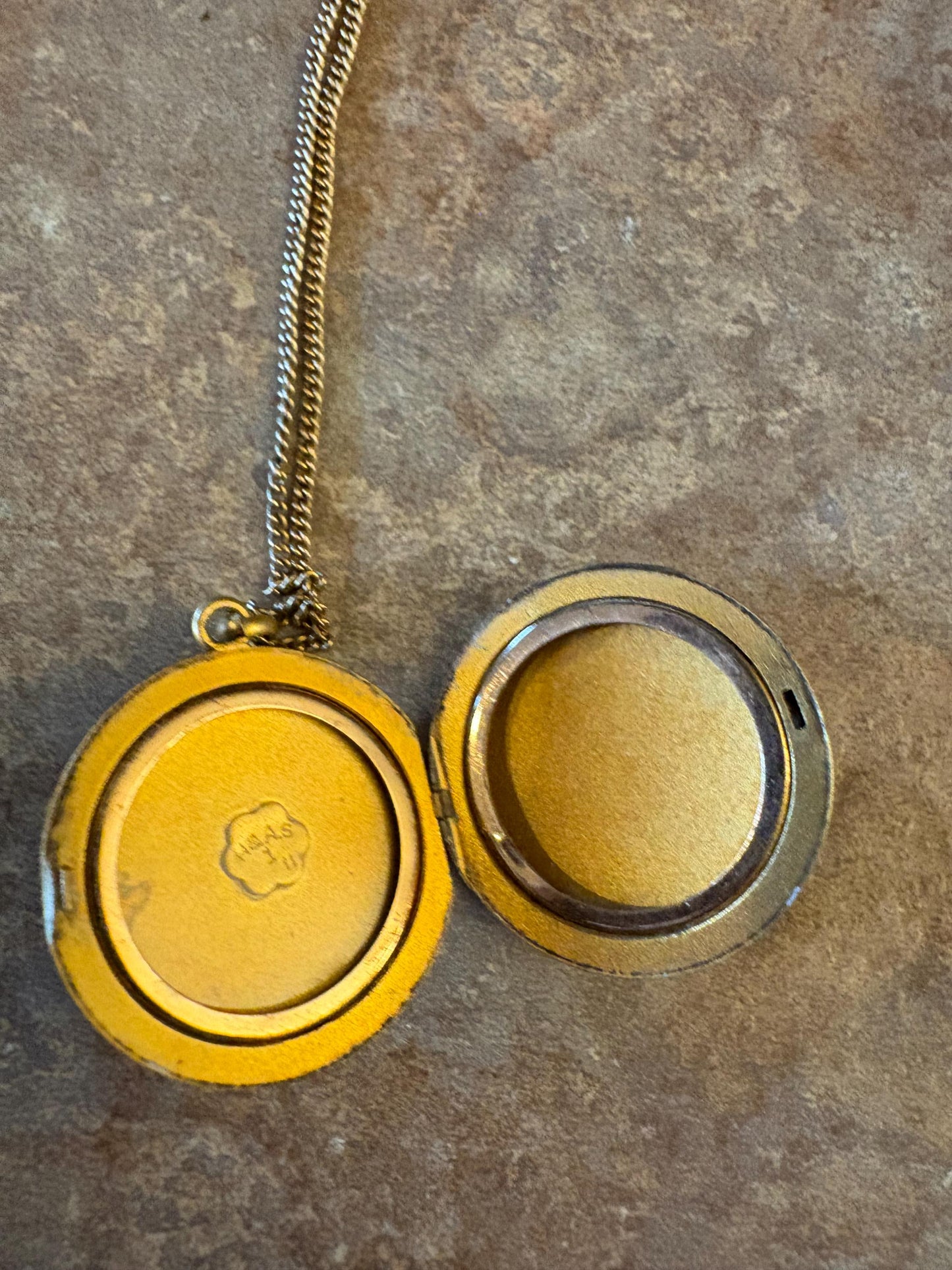 Antique rolled gold locket and chain - B