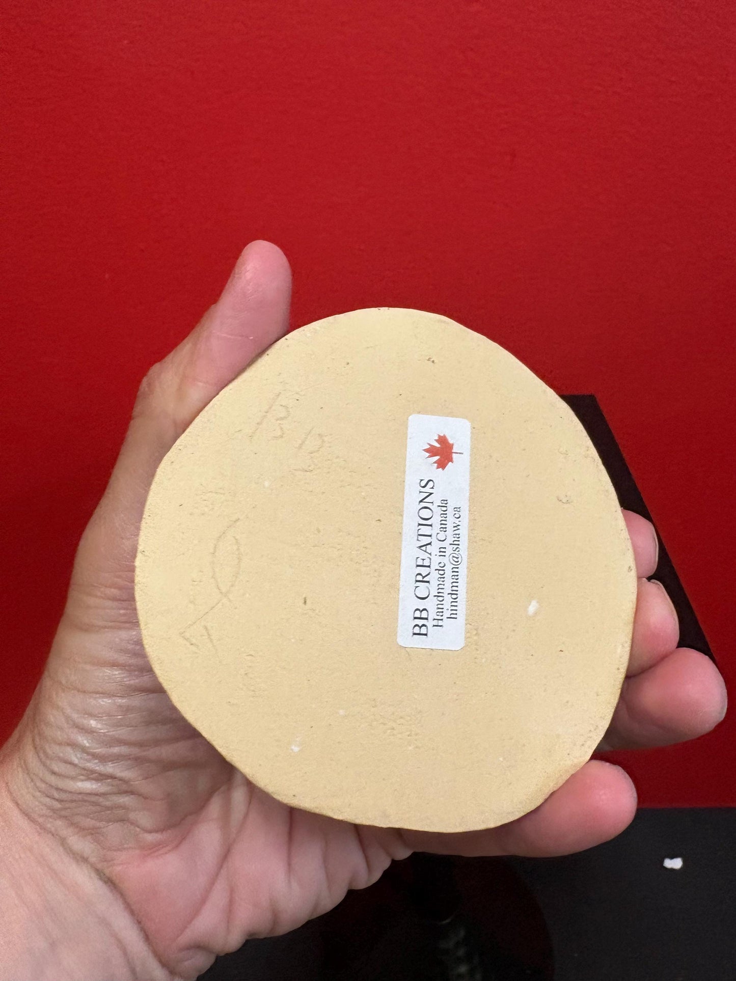 Beautiful Canadian indigenous Inuit signed clay statue of Eskimo and Inukshuk handmade  approx 3  high  perfect condition  great gift