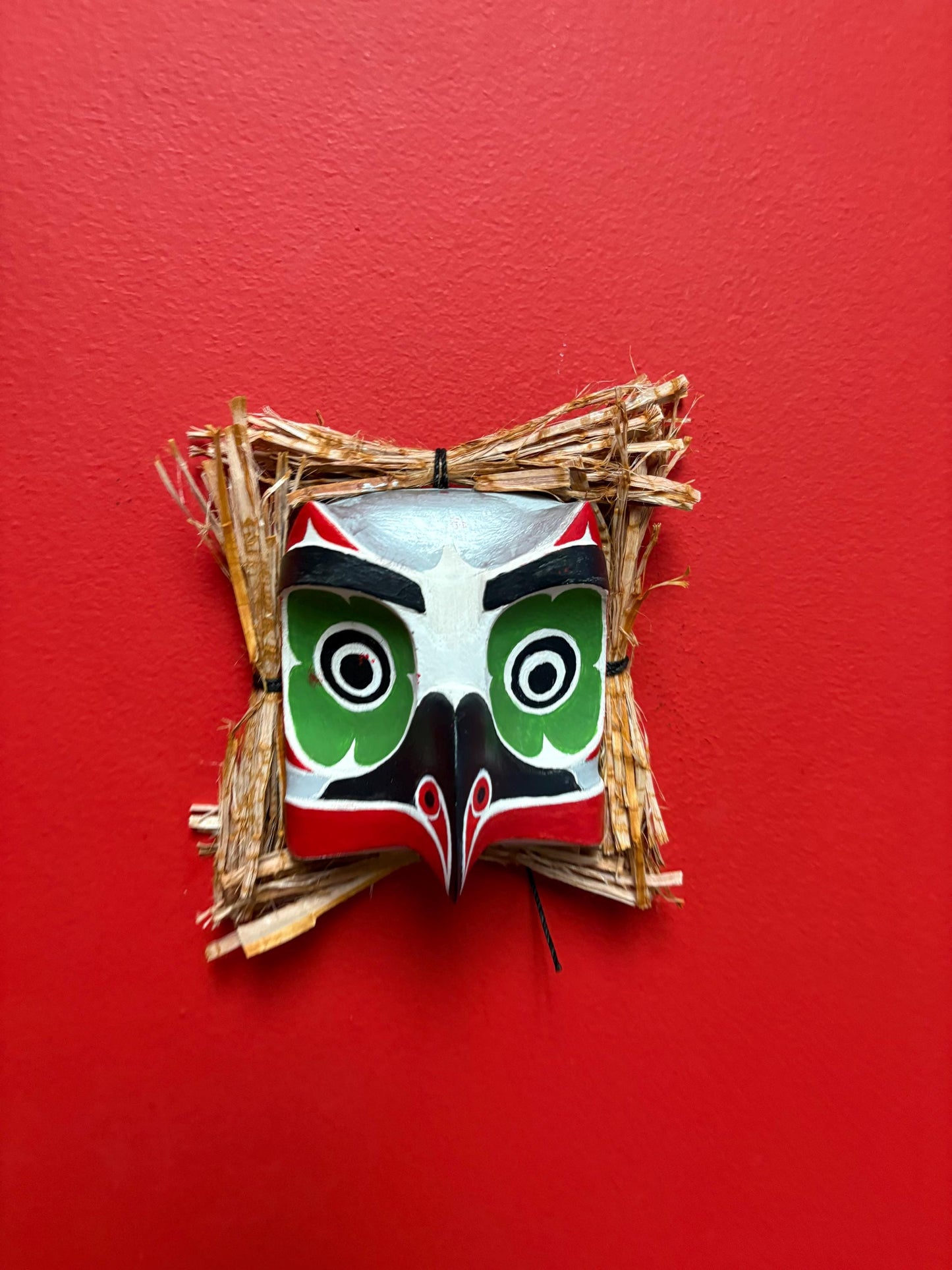 Beautiful indigenous first nation West Coast Brian SCOW alert Bay painted OWL mask - 6 inches see photos good value