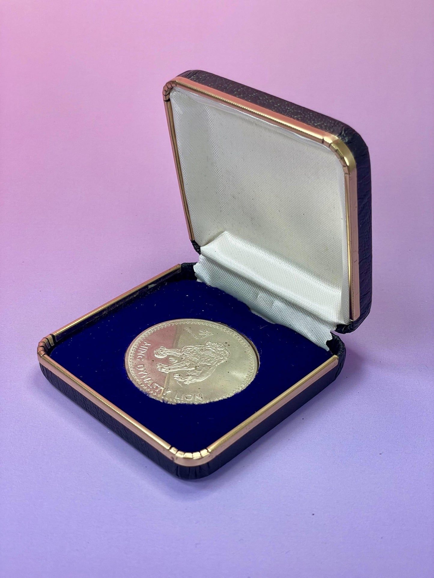 1977 British Columbia Ming Dollar Commemorative Coin