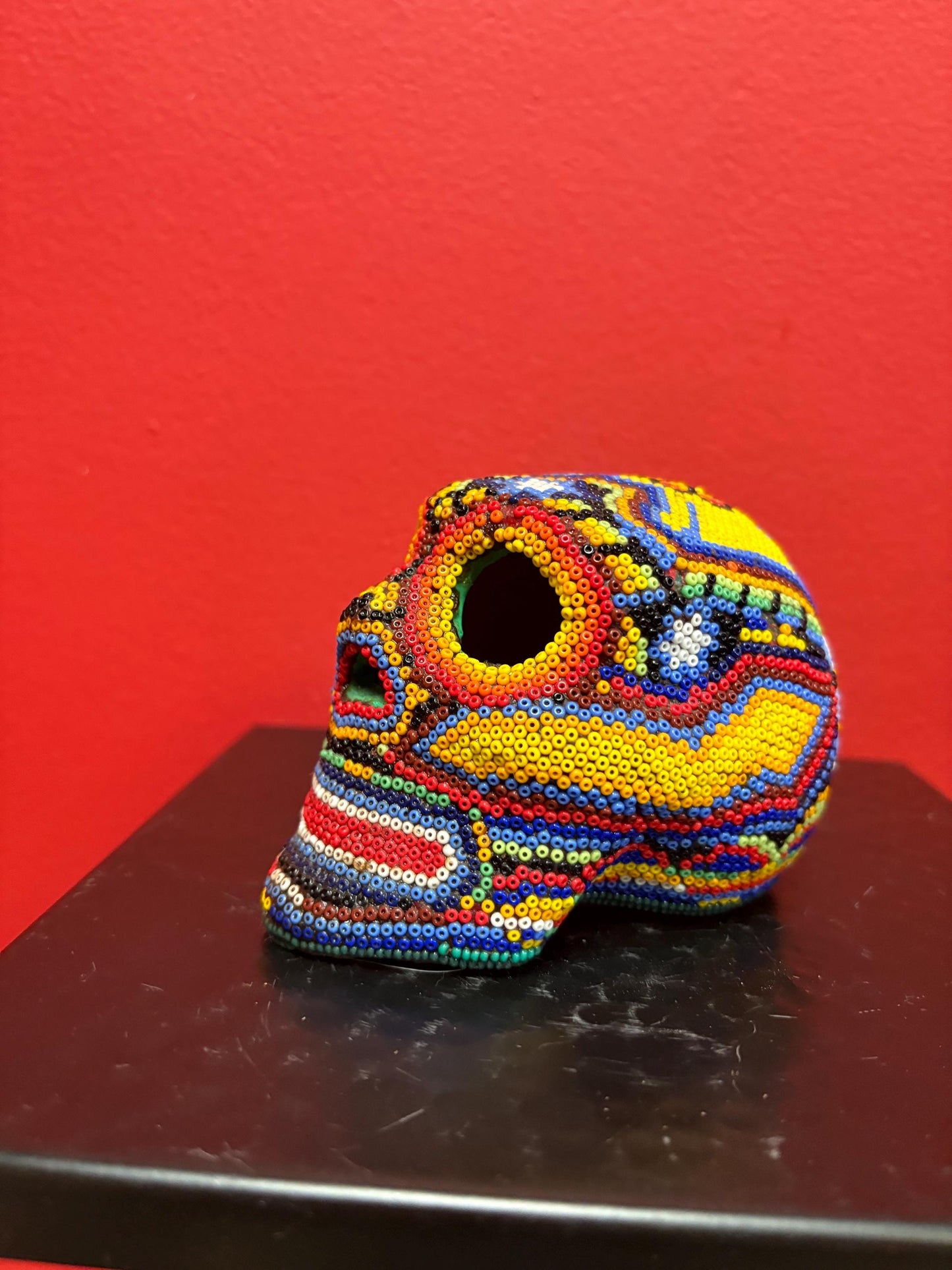 Vintage Huichol Mexican beaded skull statue cracked inside - 3 inches high so cool good value RS
