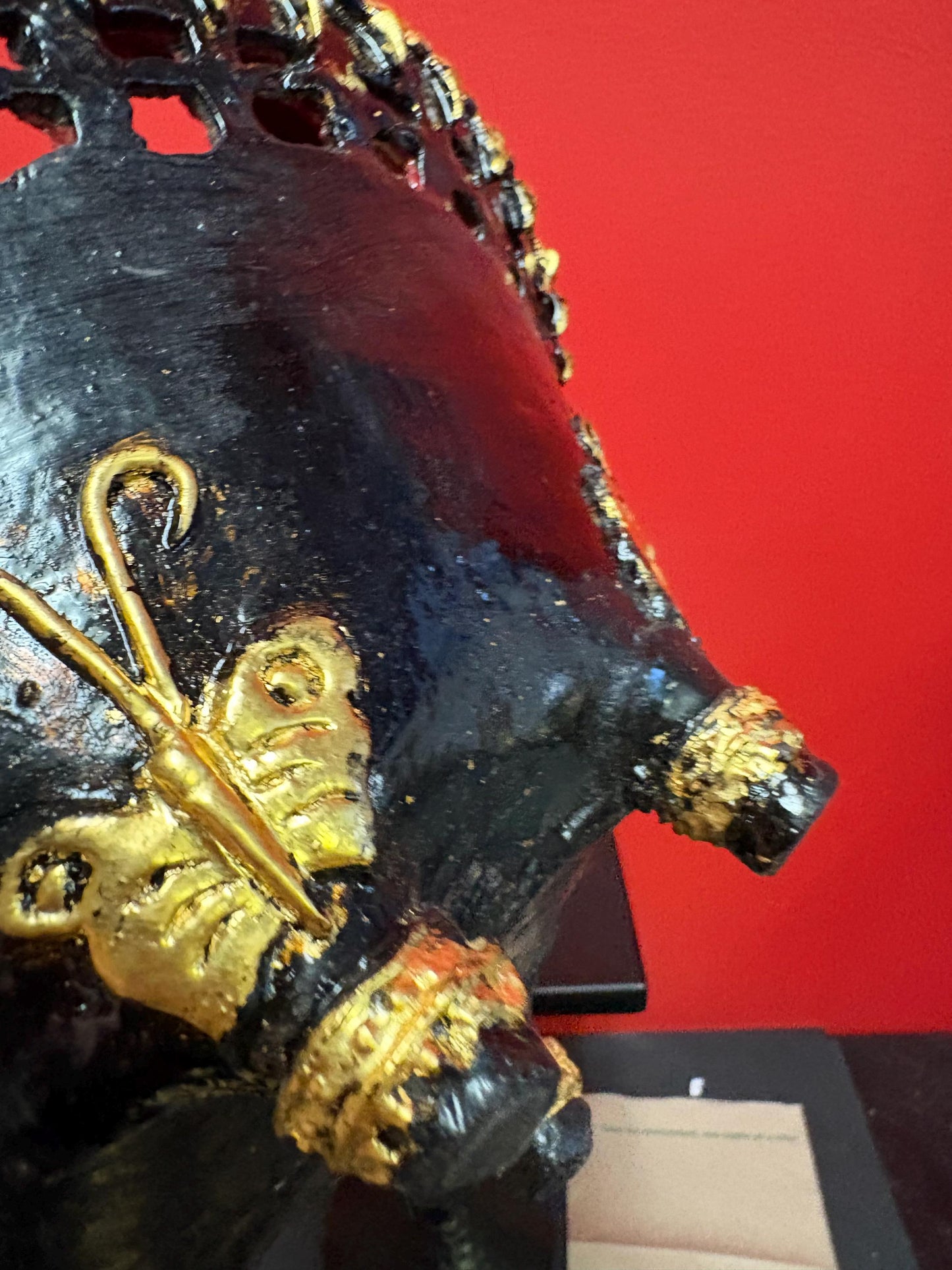 Stunning high quality 8 x 6 1/2“ high antique Burmese lacquer bowl or planter - in perfect condition Wowzers