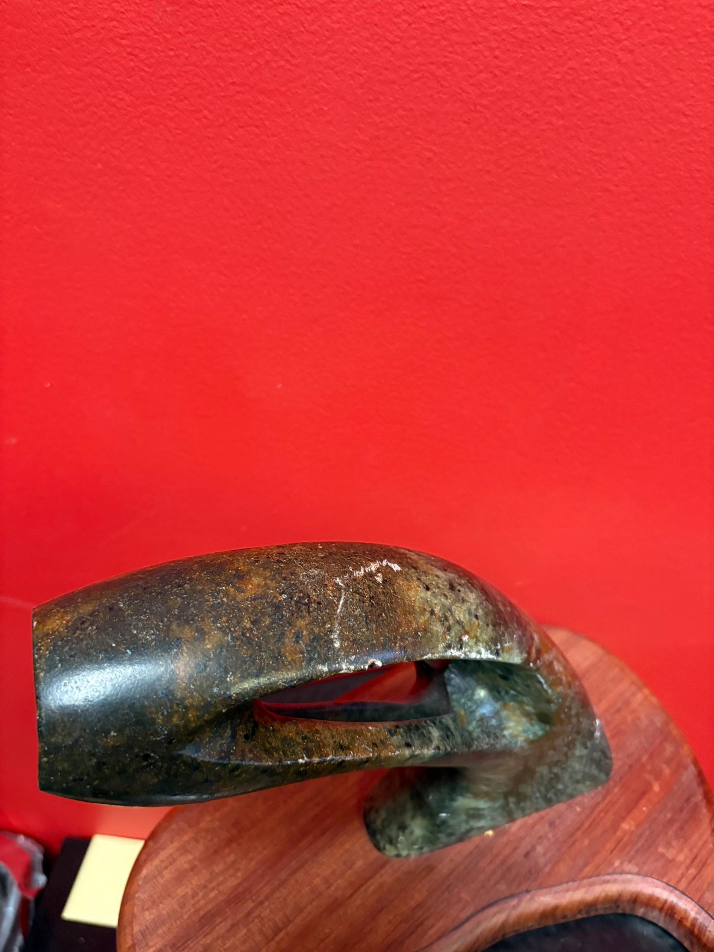 Stunning signed Inuit soapstone stone yonic statue   12 x 9 high and truly a wonderful piece of art