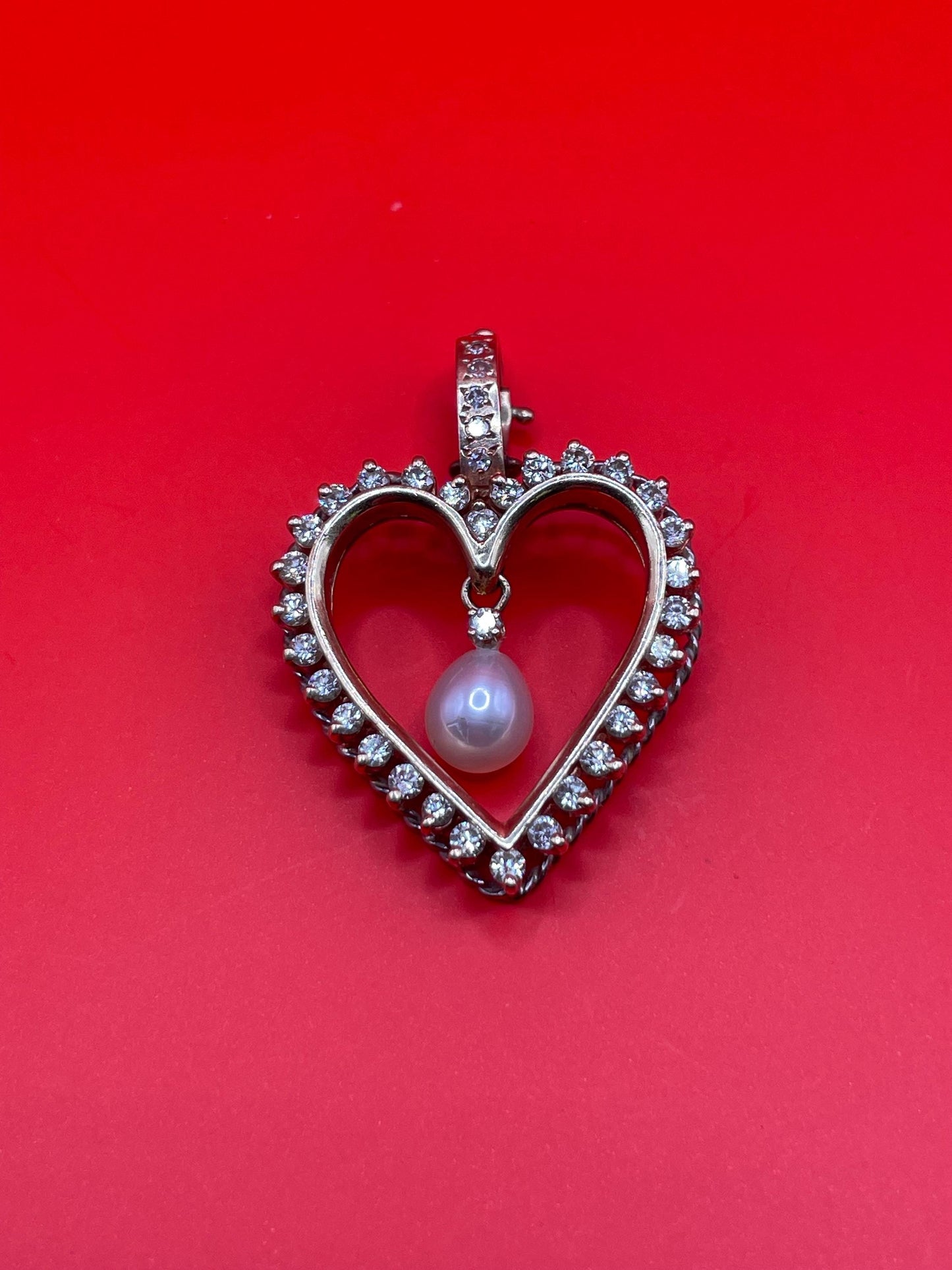1.5 inch long 14 and 18k Gold, Diamond and pearl Heart pendant great condition - B
